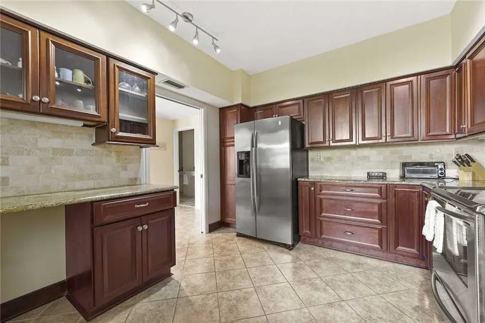 Spinnakers Reach 832 - Three Bedroom Condo