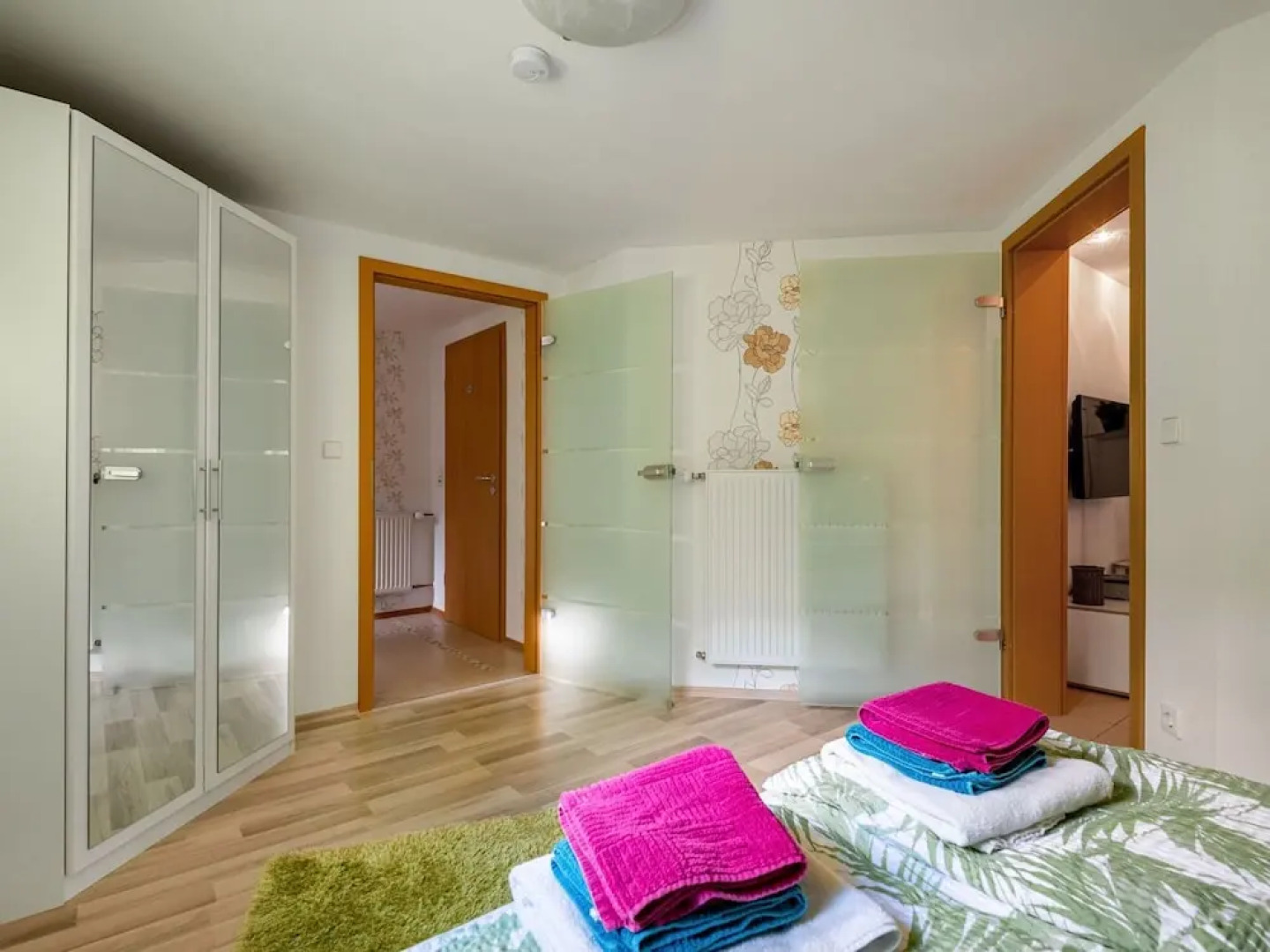 Apartment With Fenced Garden in Faid