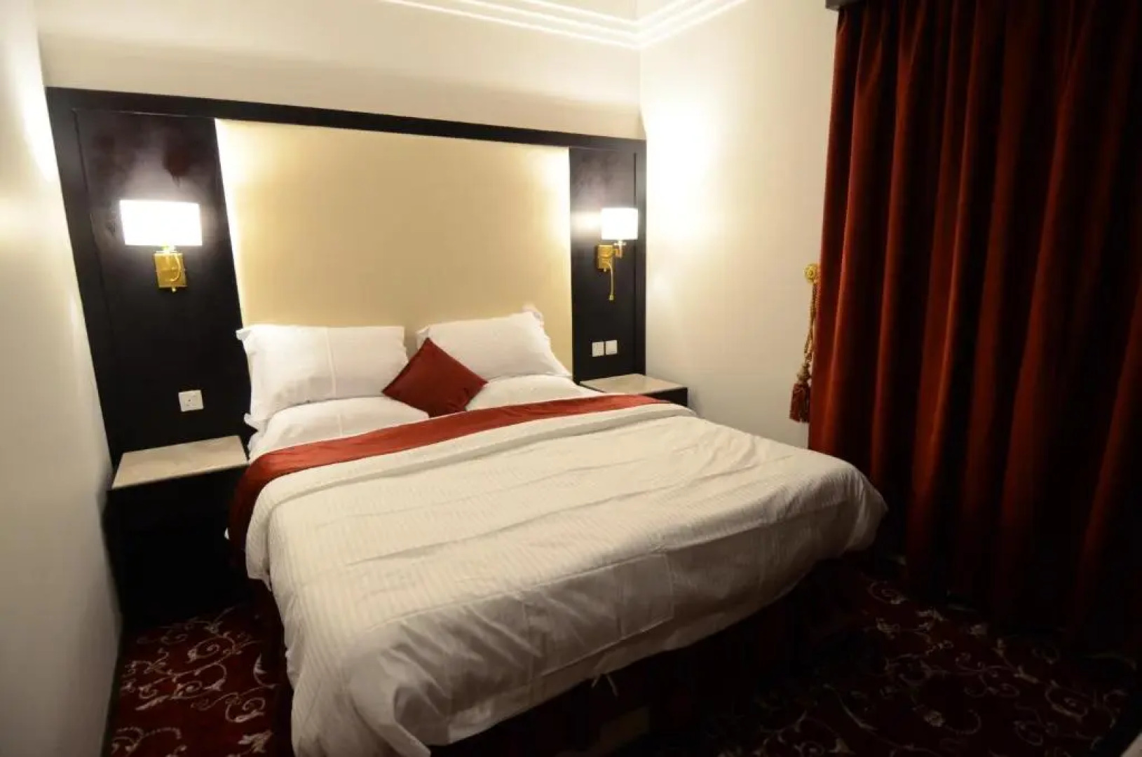 Al Joory Suites Hotel