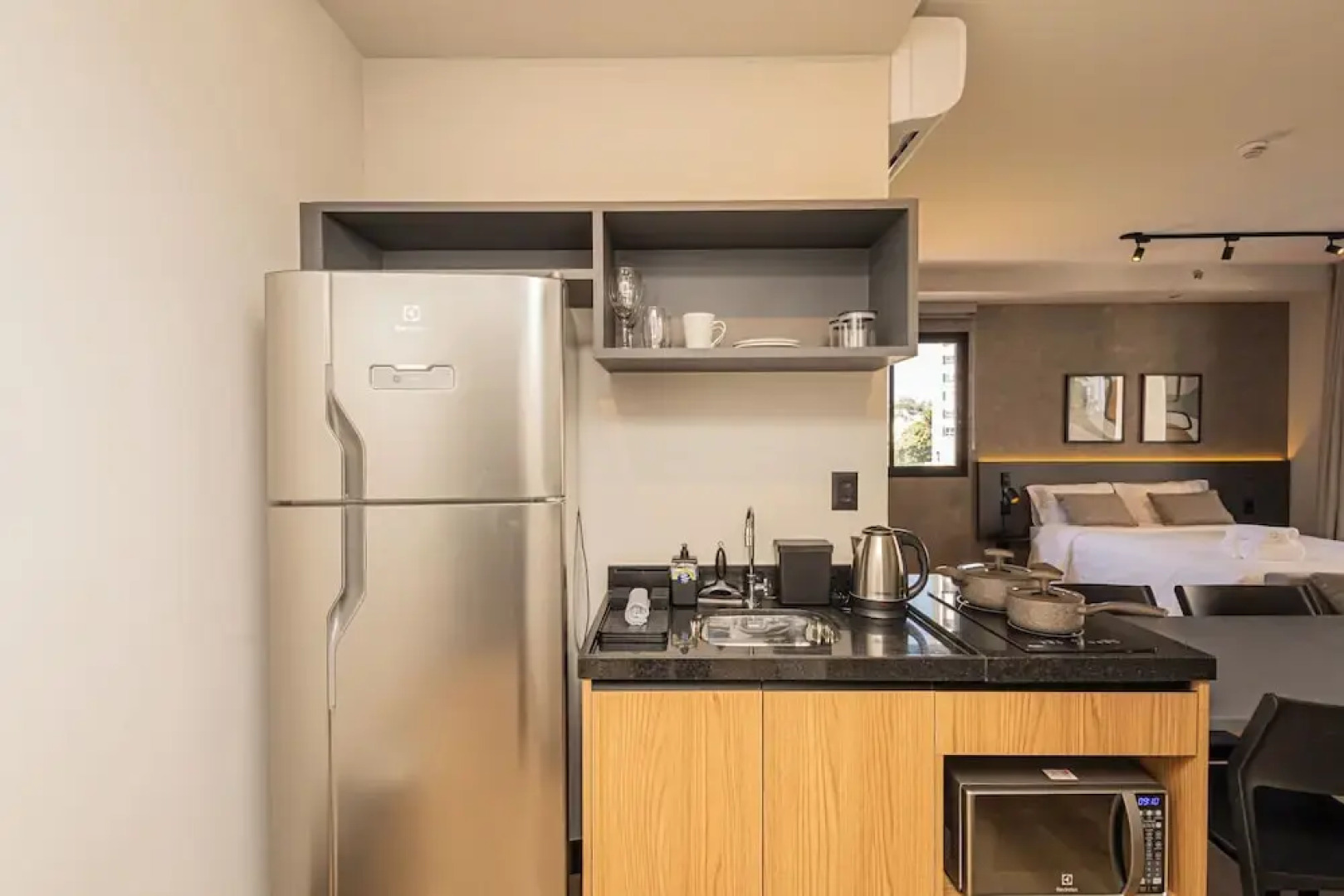 Sky Design Alphaville Housi by Anora