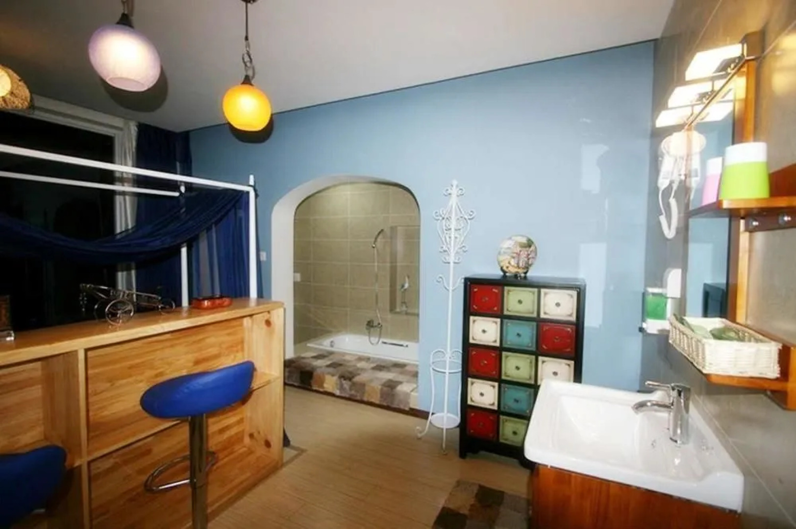 Dali Harbour Plaza Holiday Inn