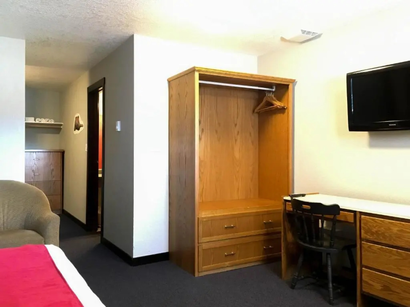 The Bulldog Hotel Silver Star