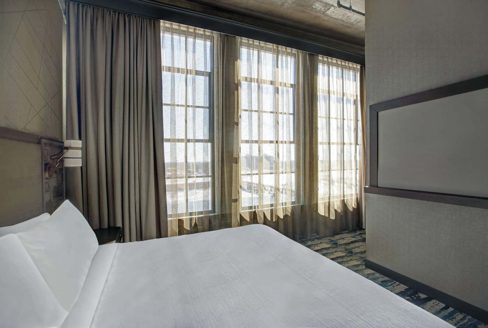 Embassy Suites by Hilton Rockford Riverfront