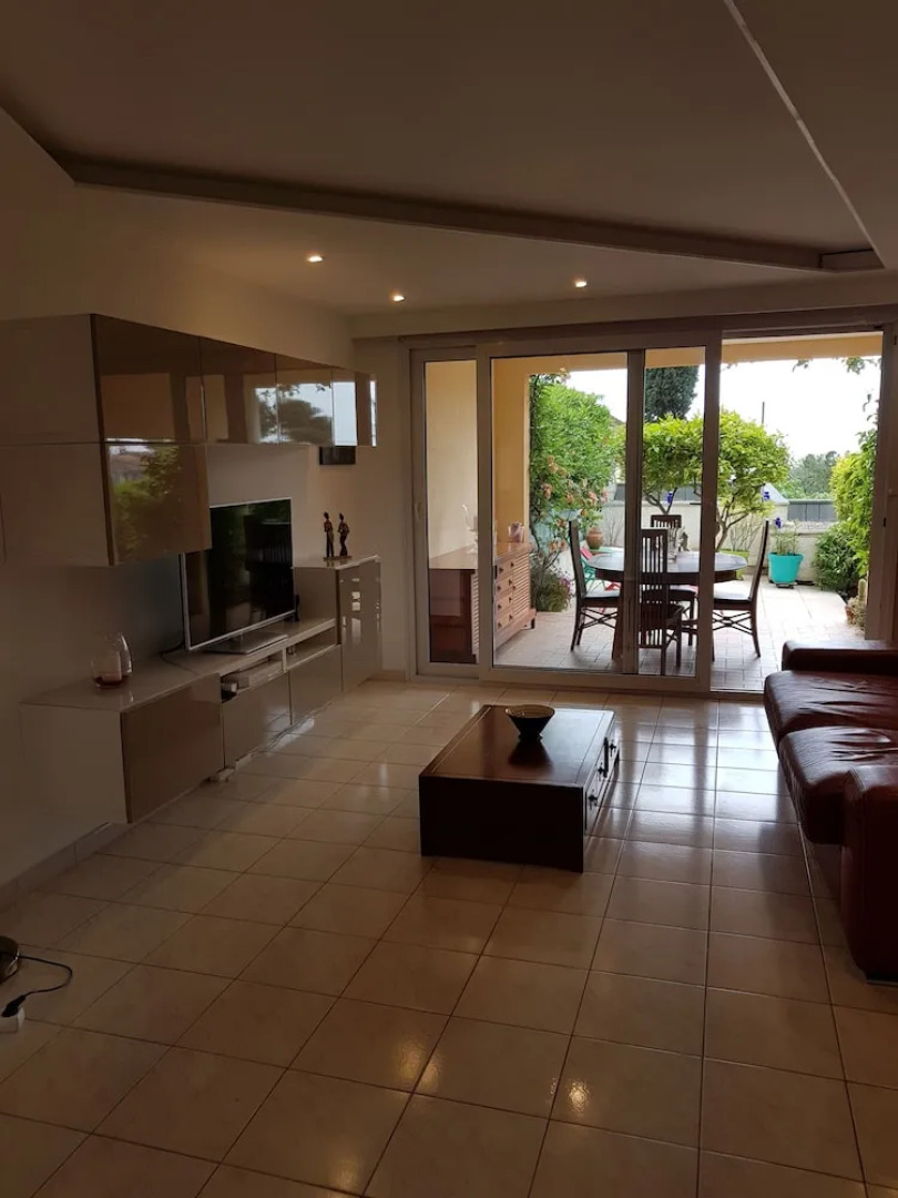 Jolie T3 Var vue mer terrasse et jardin