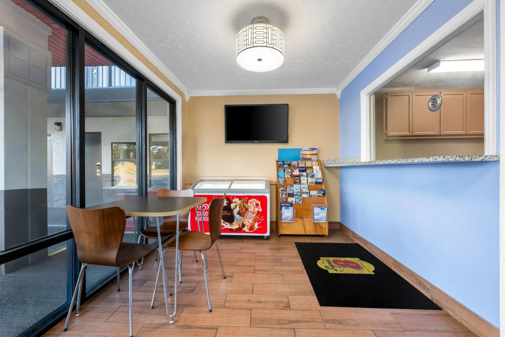 Super 8 by Wyndham Gadsden AL