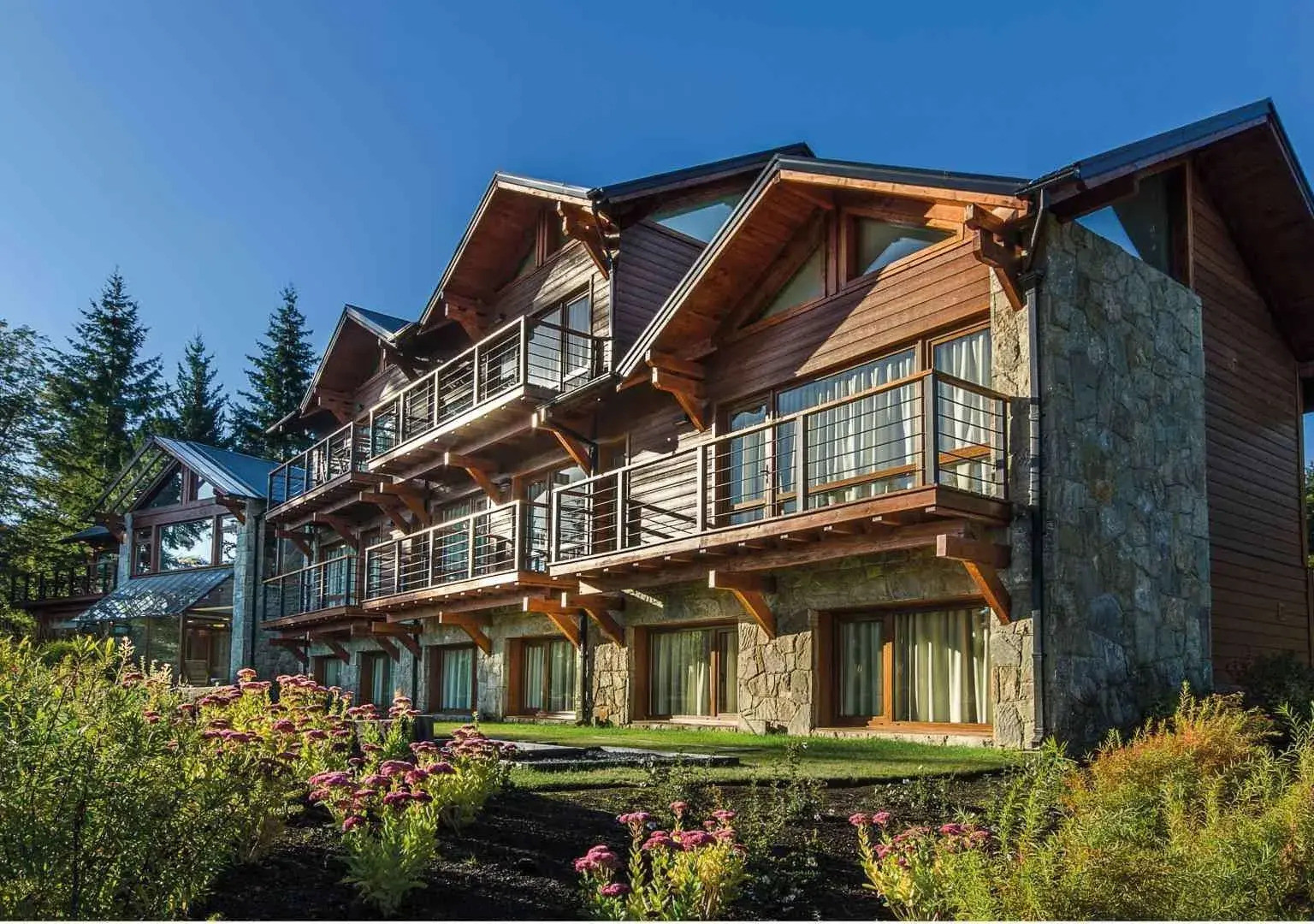 Huenú by DOT Boutique