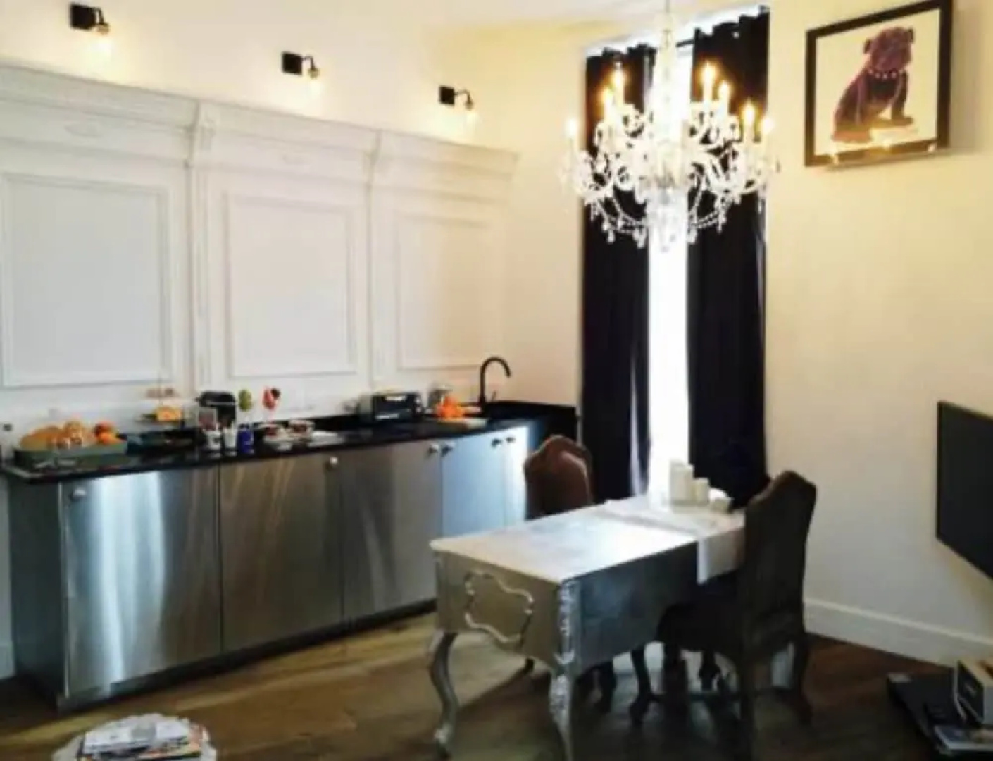 Purple Dog Suites
