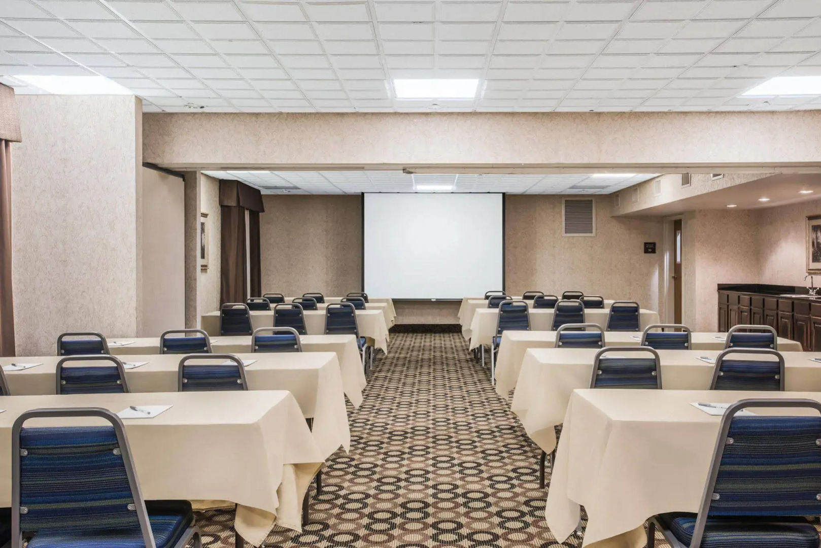 Hampton Inn Cleveland Airport - Tiedeman Road