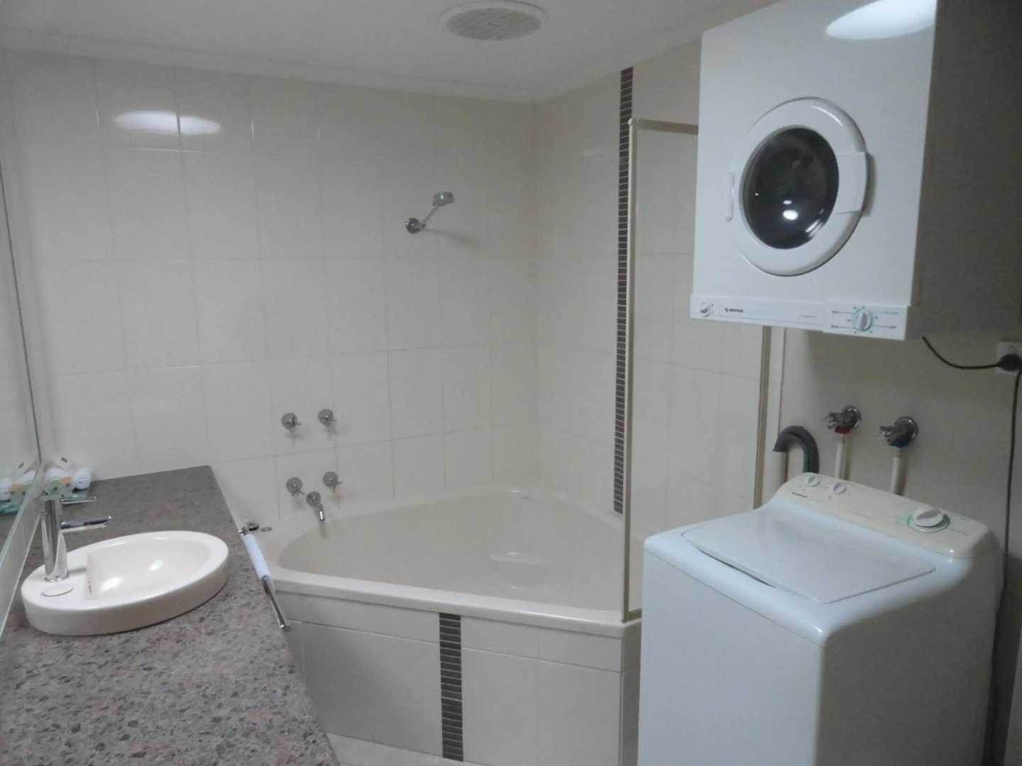 Victoria Lodge Motor Inn And Apartments