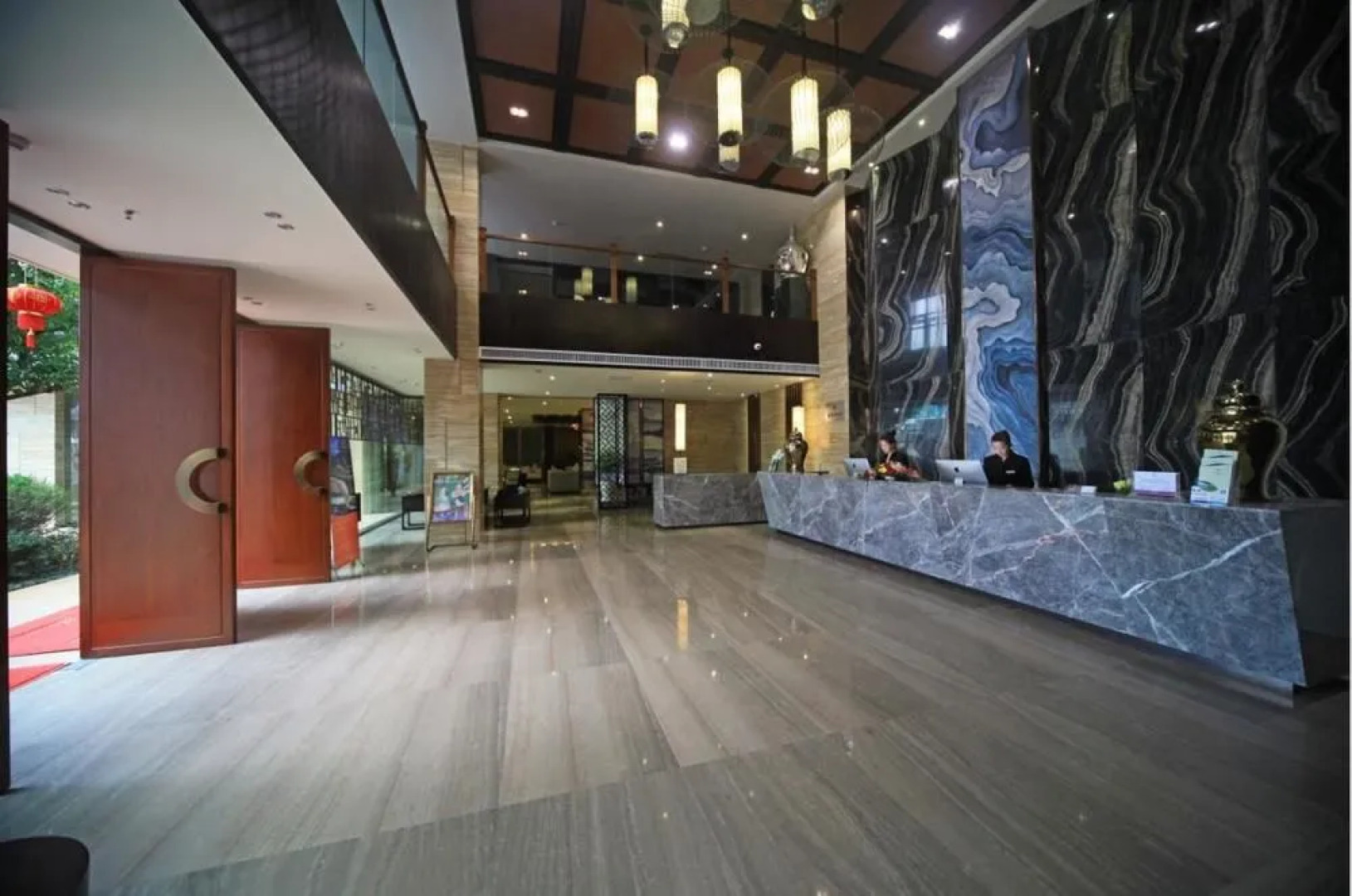 Dongfang Xuanyi Holiday Hotel