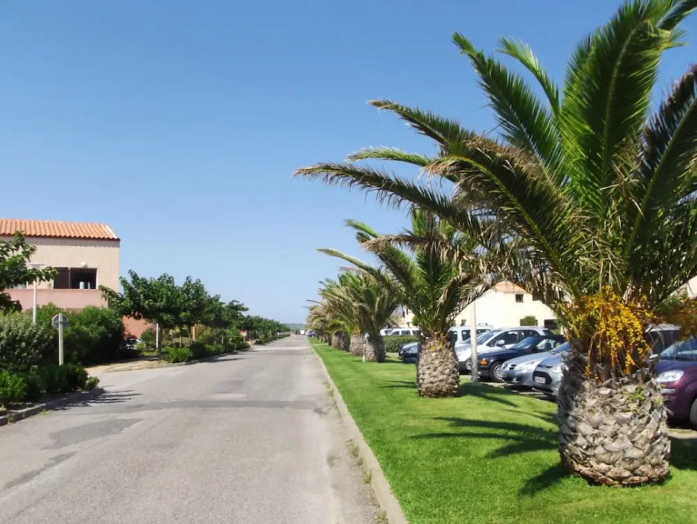 Studio in Leucate, With Wonderful sea View, Shared Pool and Enclosed Garden - 100 m From the Beach