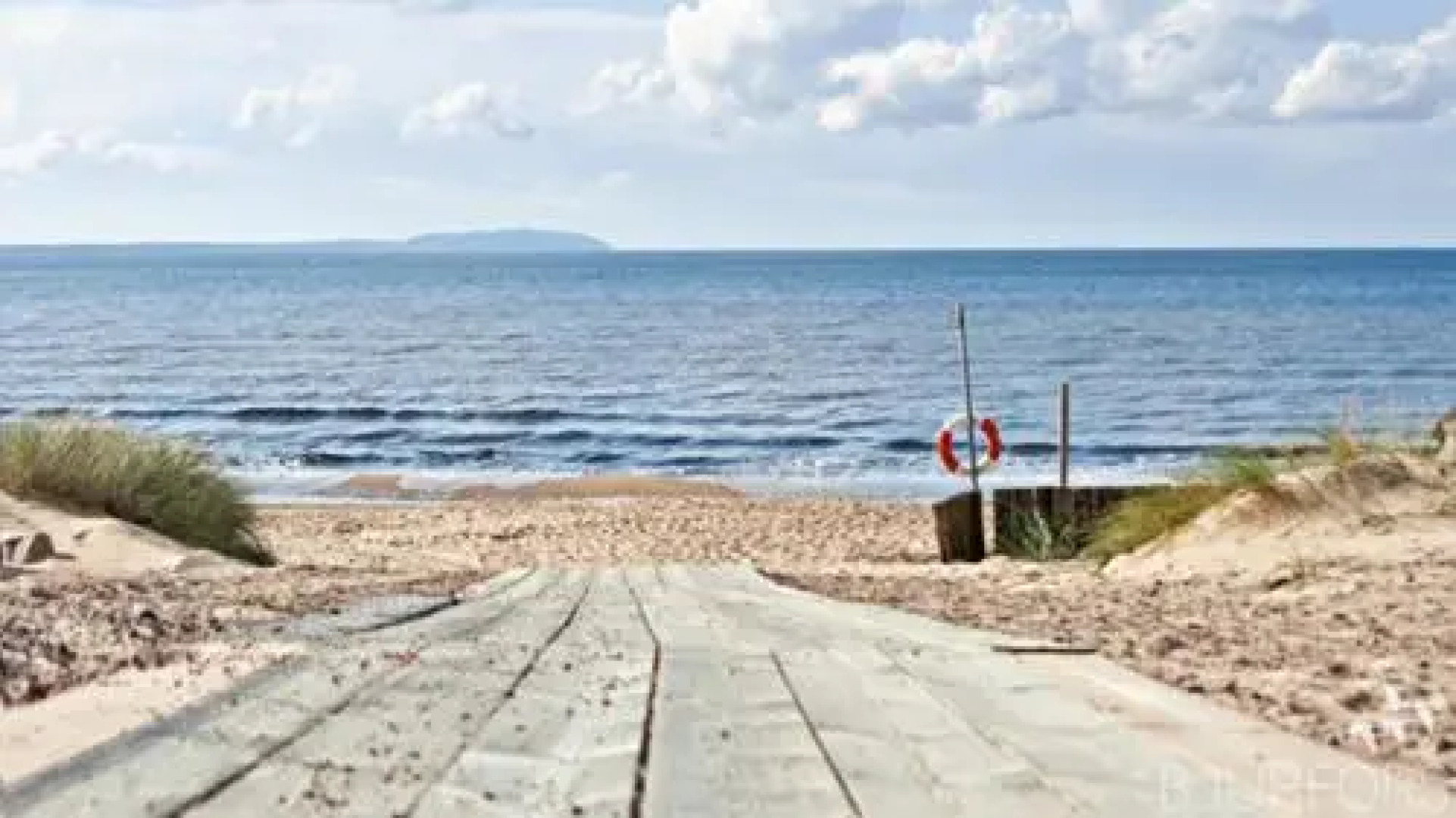 Havsnära 1700-tals Timmerstuga