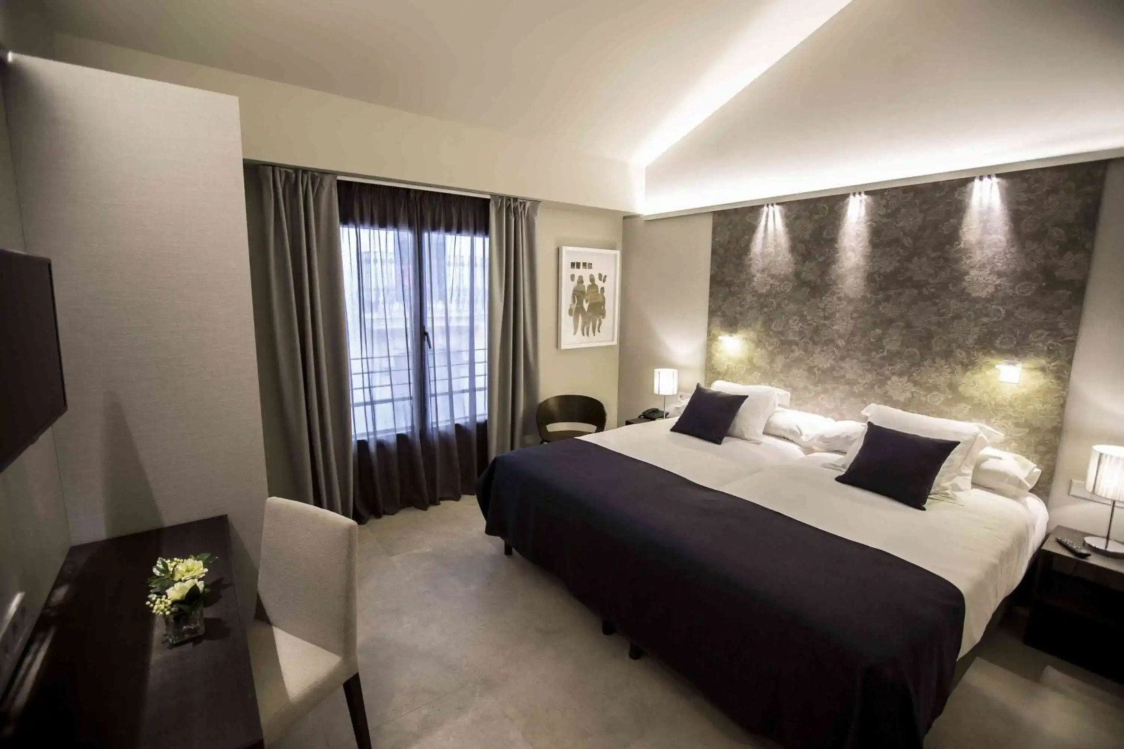 Vincci Mercat Hotel