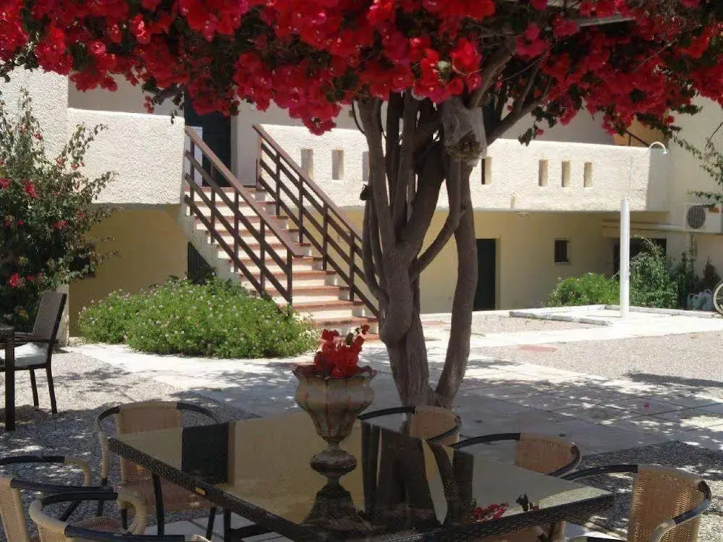 Mare Blue Apartments