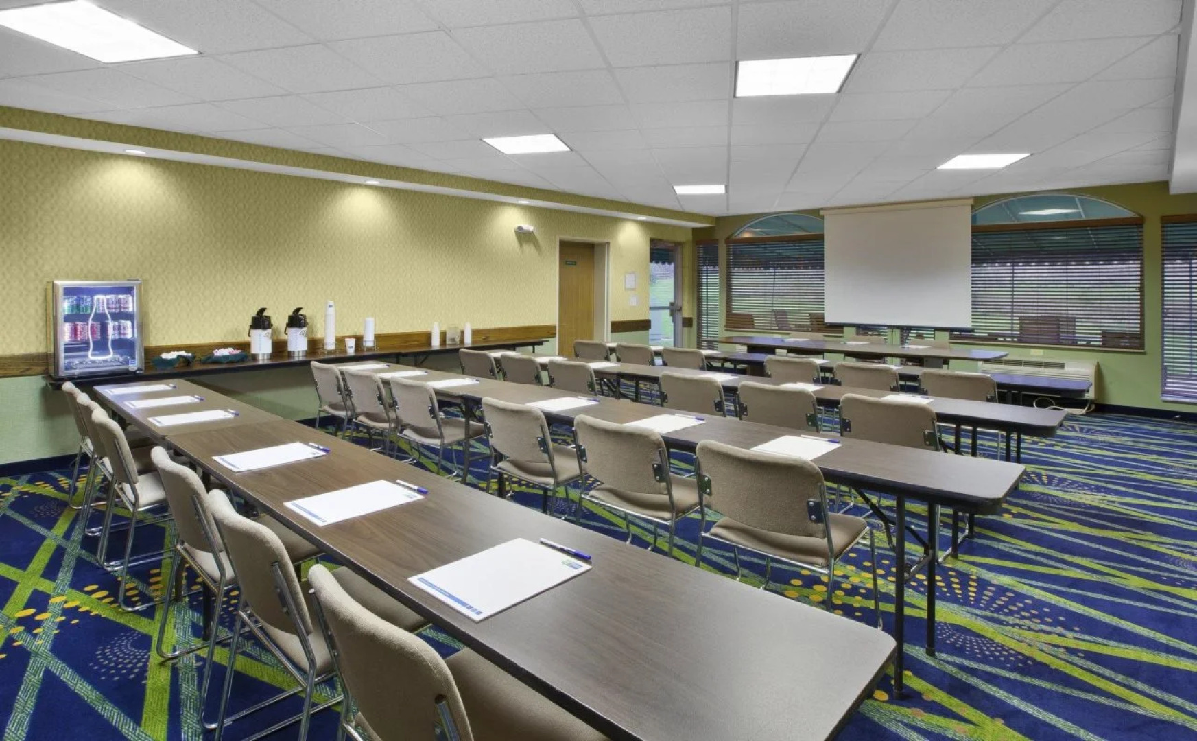 Holiday Inn Express Irwin (PA TPK Exit 67) by IHG
