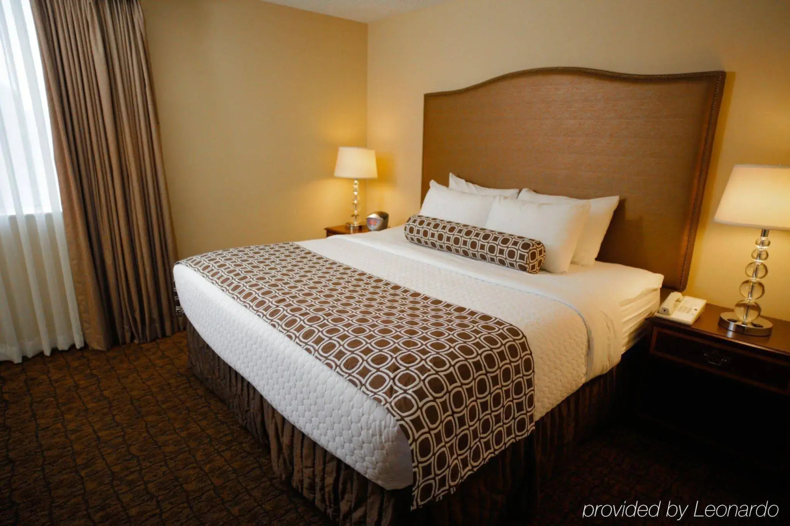 Crowne Plaza Hotel Madison