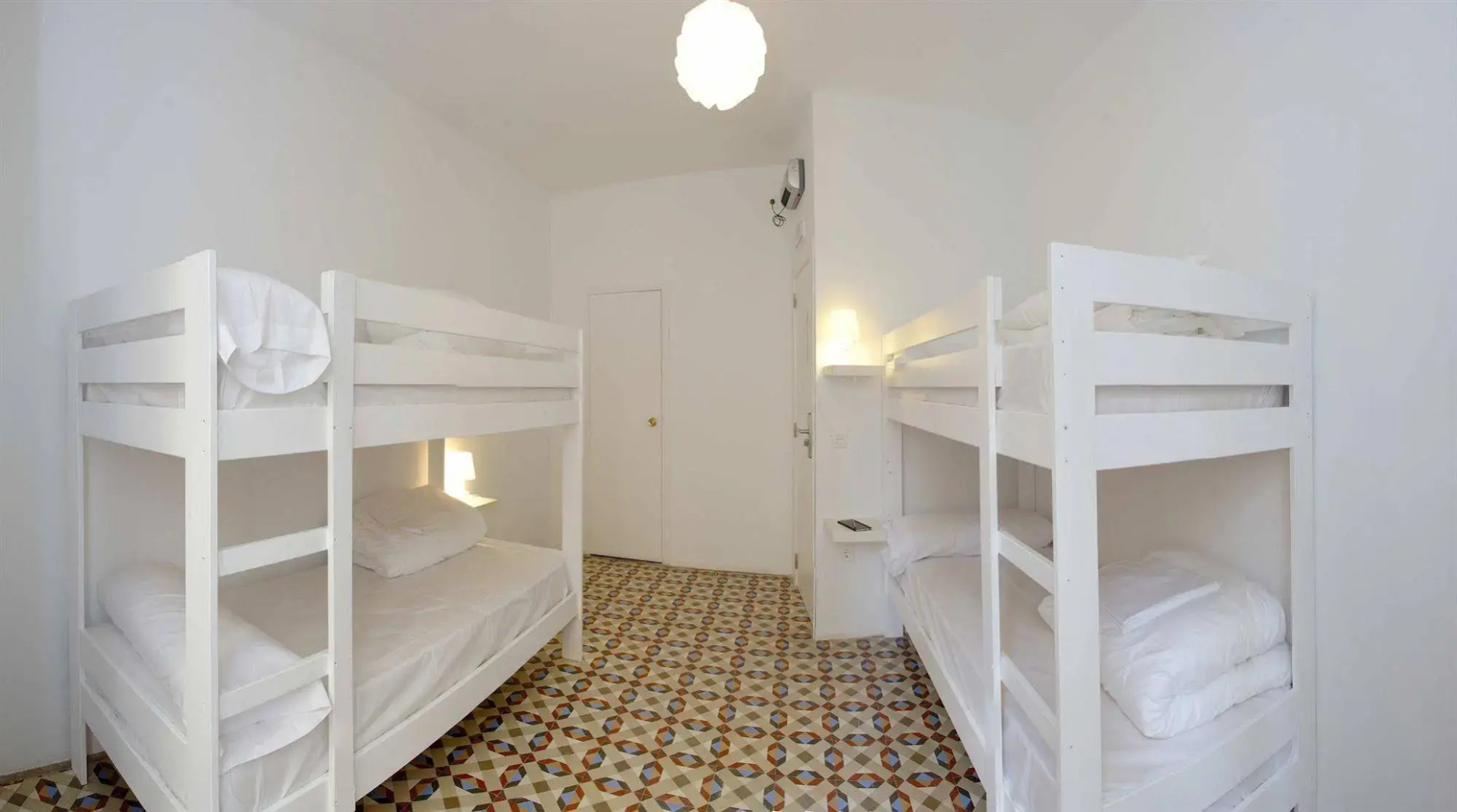 Valencia Lounge Hostel