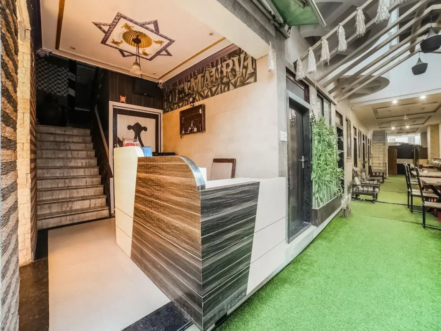 Oyo 36289 Hotel Maurvi