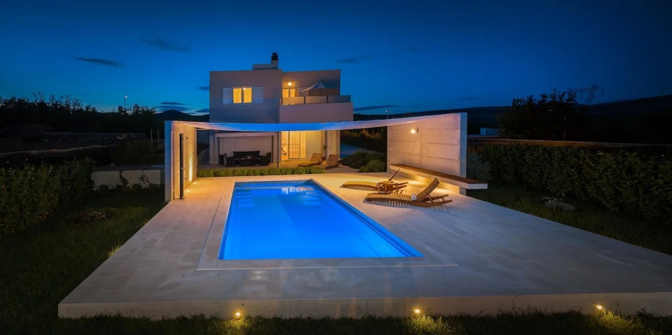 Stunning Villa Sofia With Heated Pool IN Split Hinterland