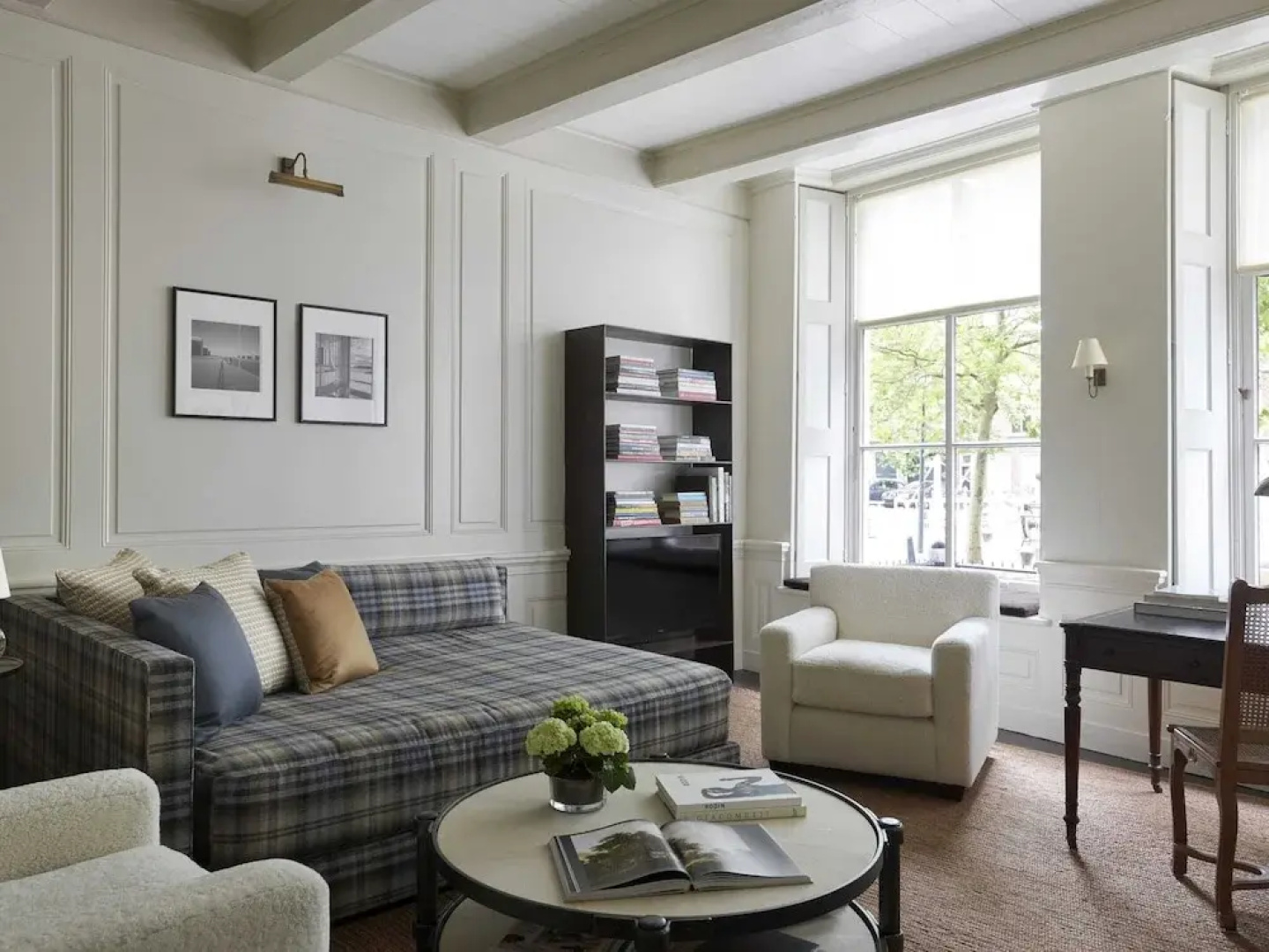 Grand Townhouse in Harlingen near Beach