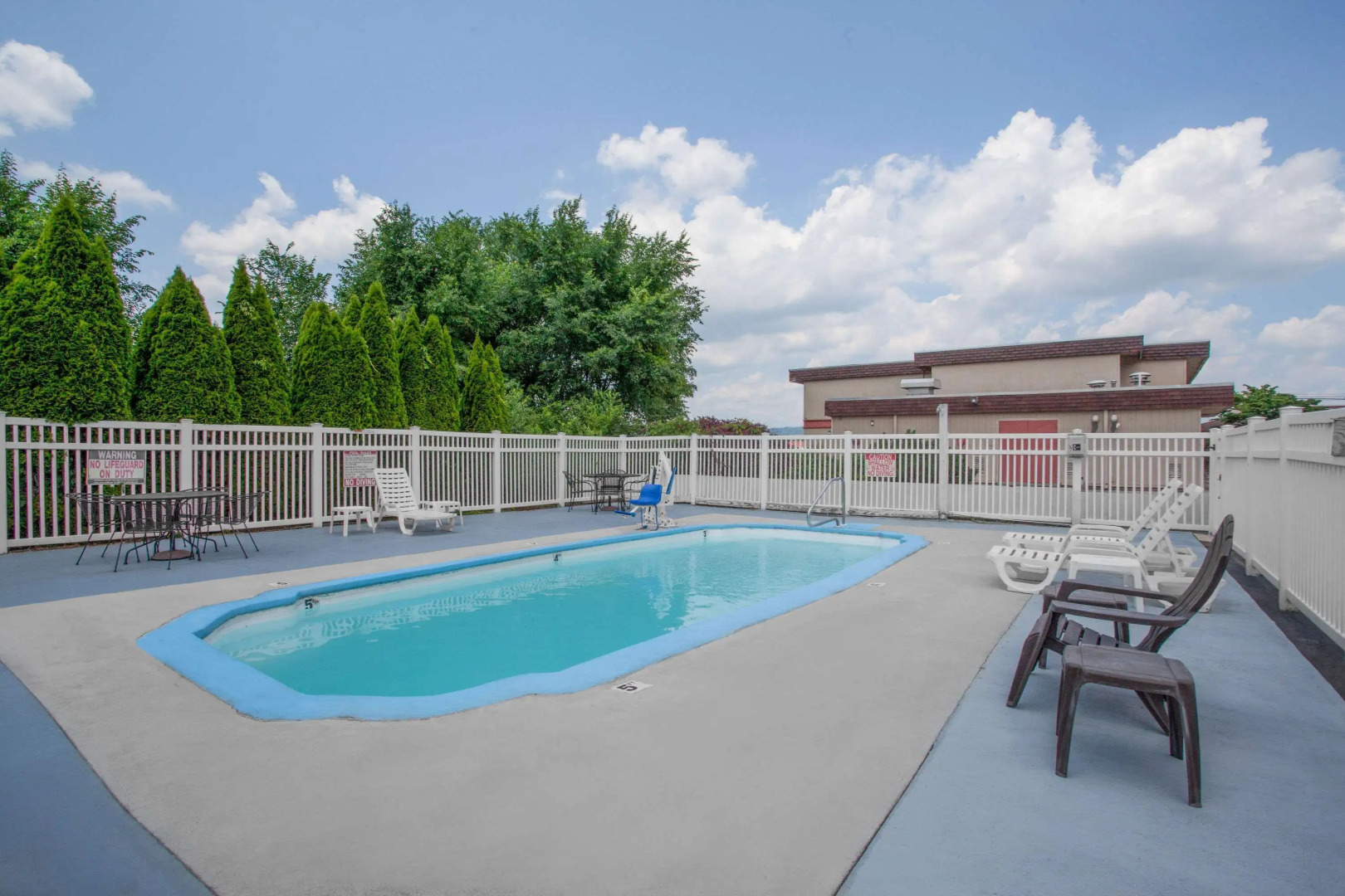 Super 8 by Wyndham Carlisle North