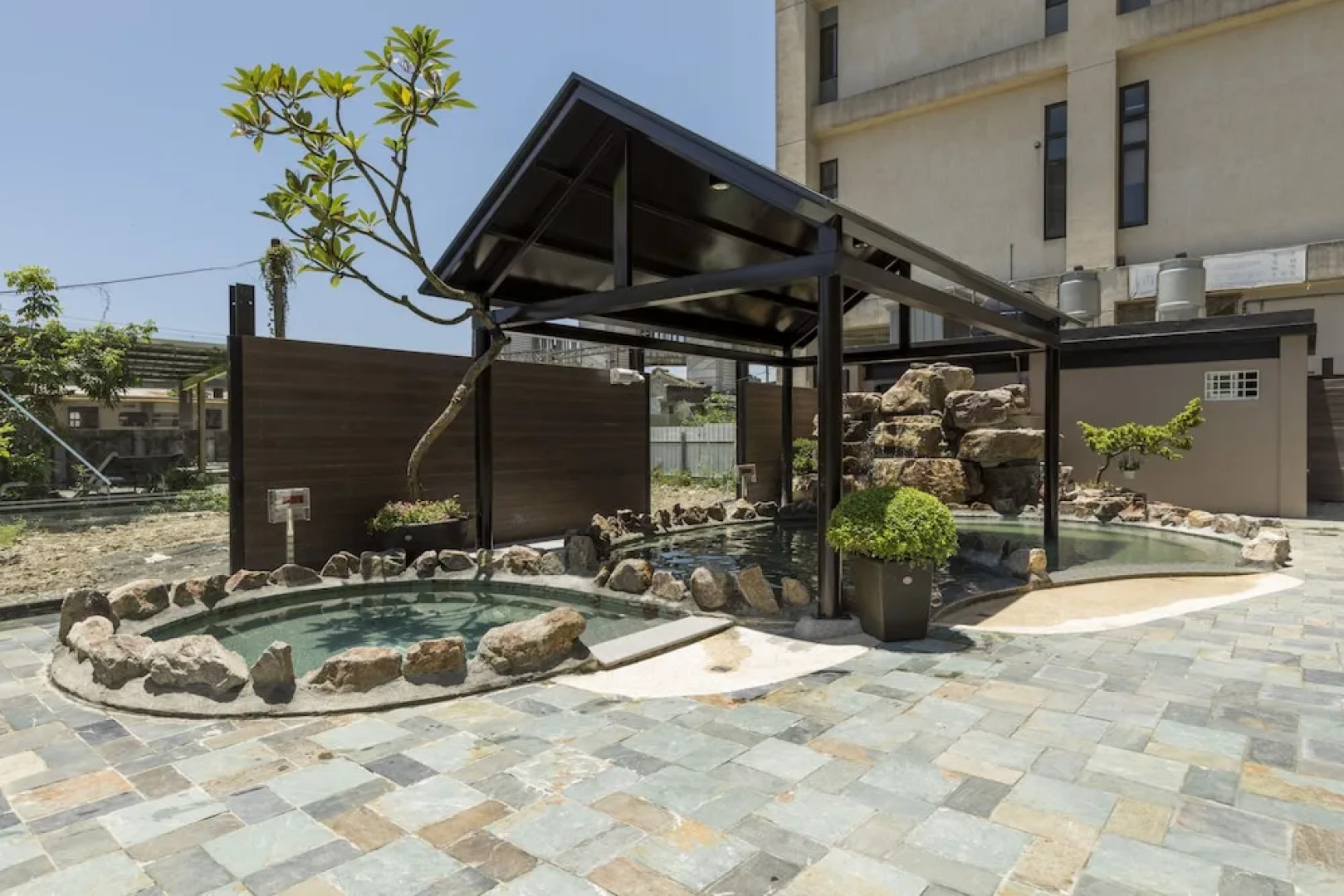 Chungtang Spring Flagship Hotel