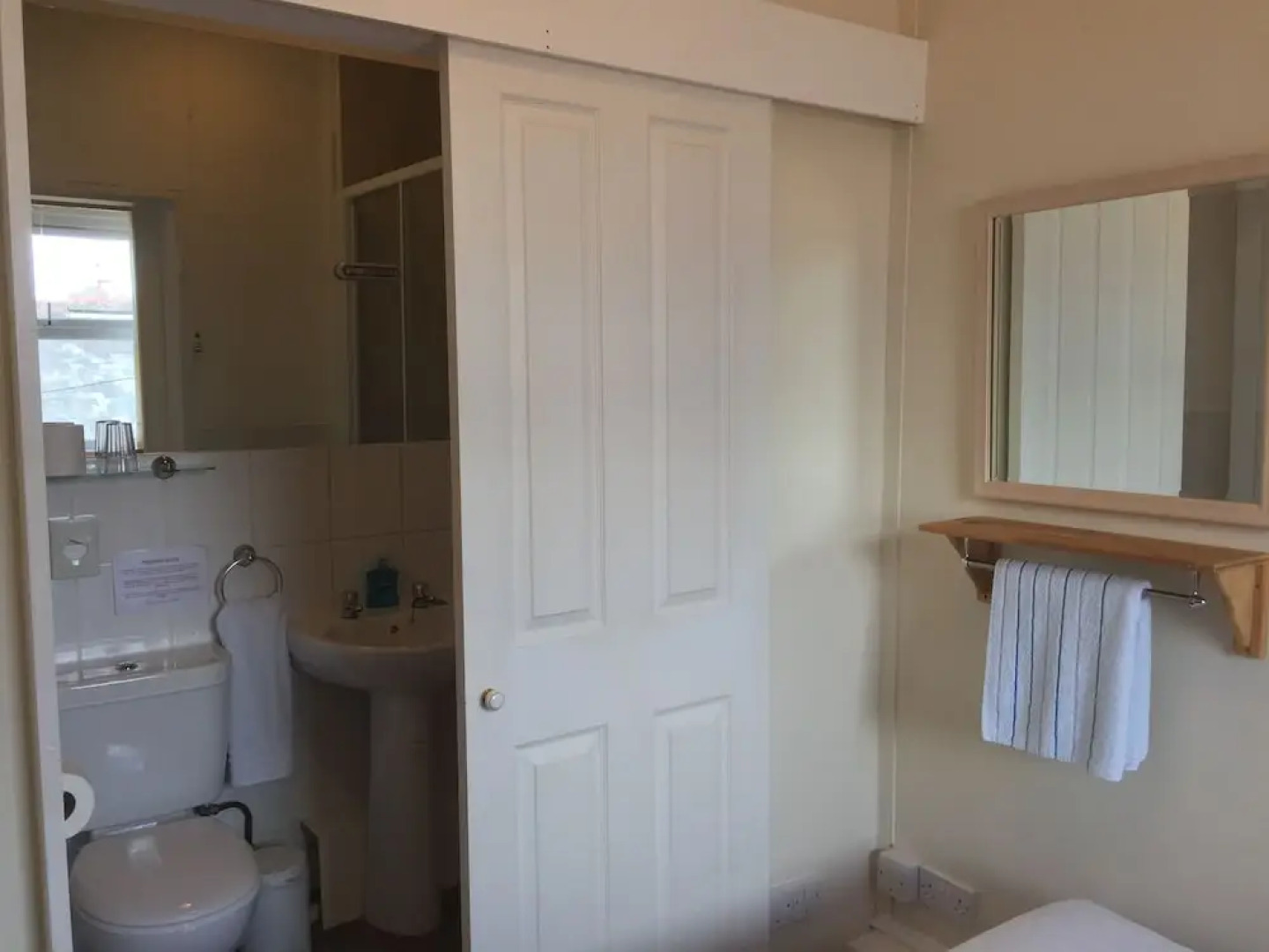 Barbican Reach Bed & Breakfast - B&B