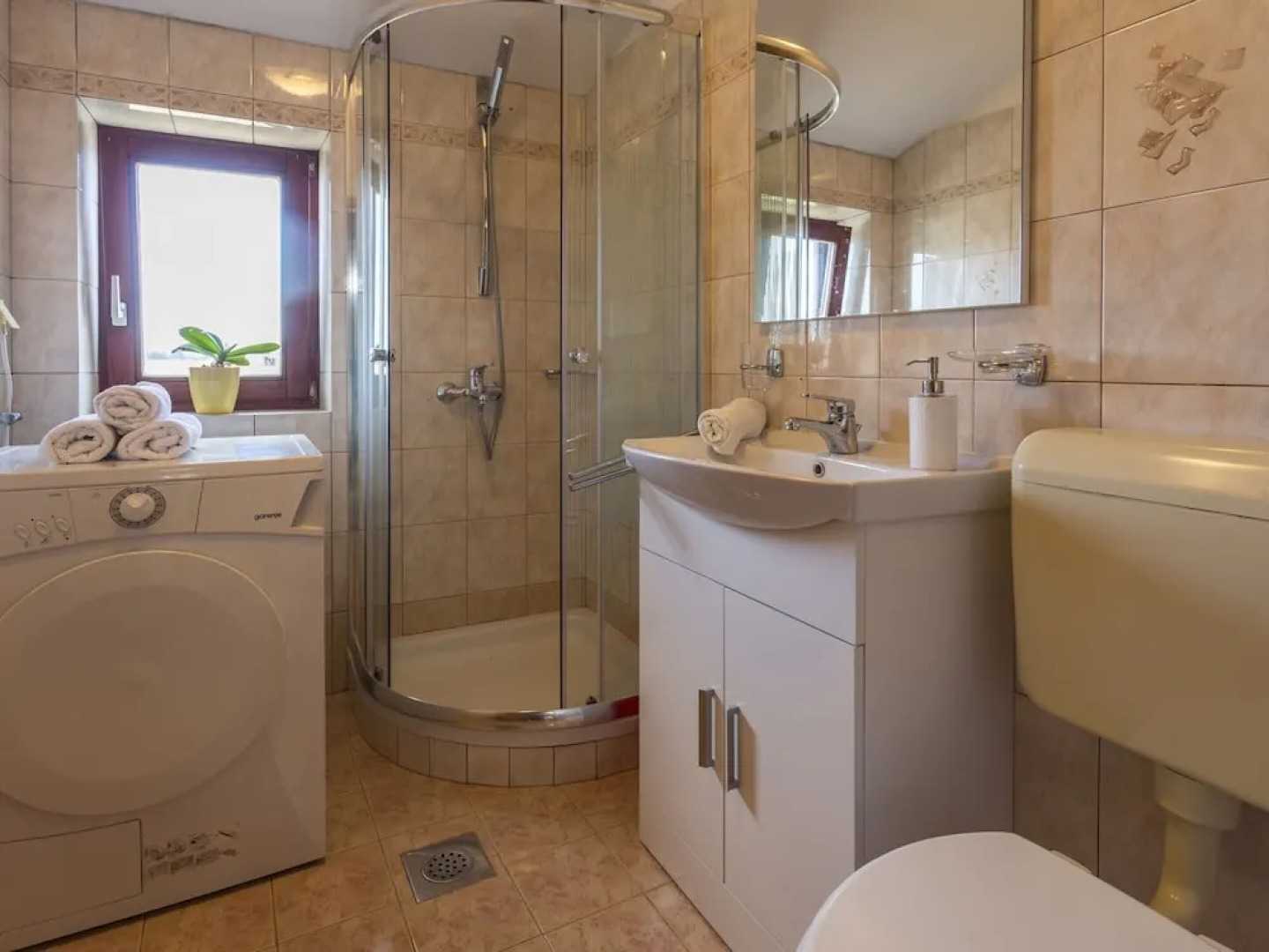 Villa in Kujici Near Beach With Pool