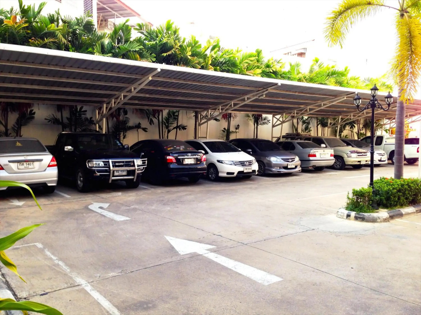 Baanbudsarin Apartment