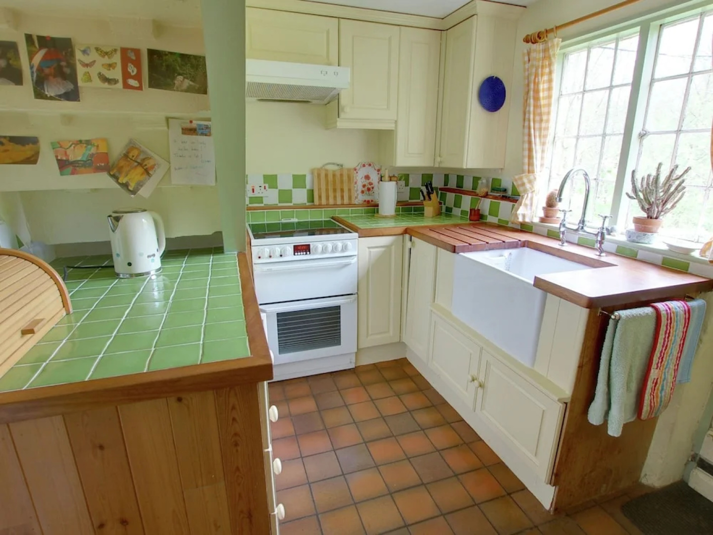 Simplistic Cottage in Battle with Garden near Bird Watching