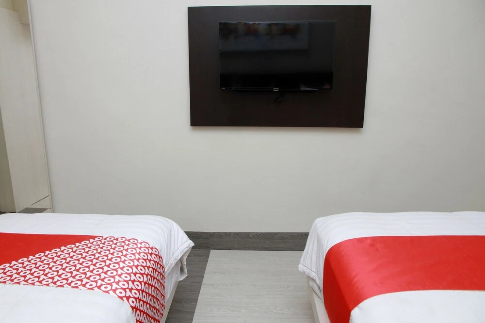 OYO 1656 Parama Su Hotel