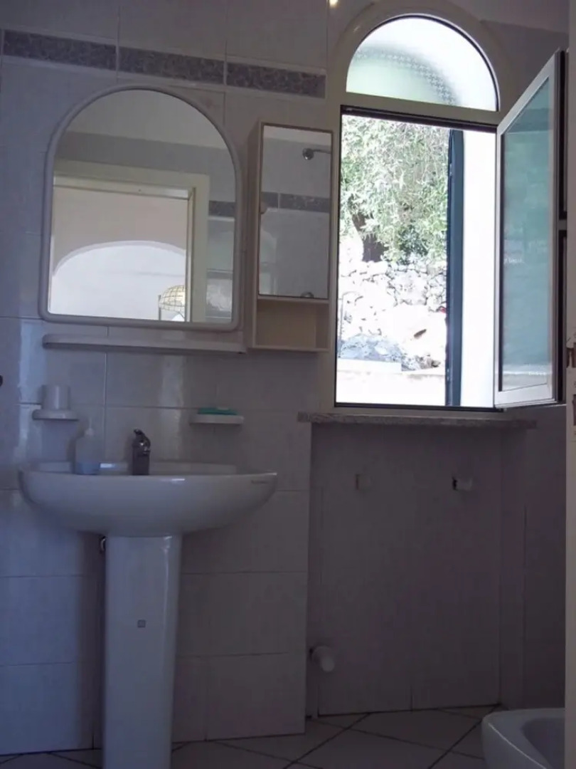 House With 2 Bedrooms in Marina di Andrano, With Wonderful sea View and Enclosed Garden - 500 m From the Beach