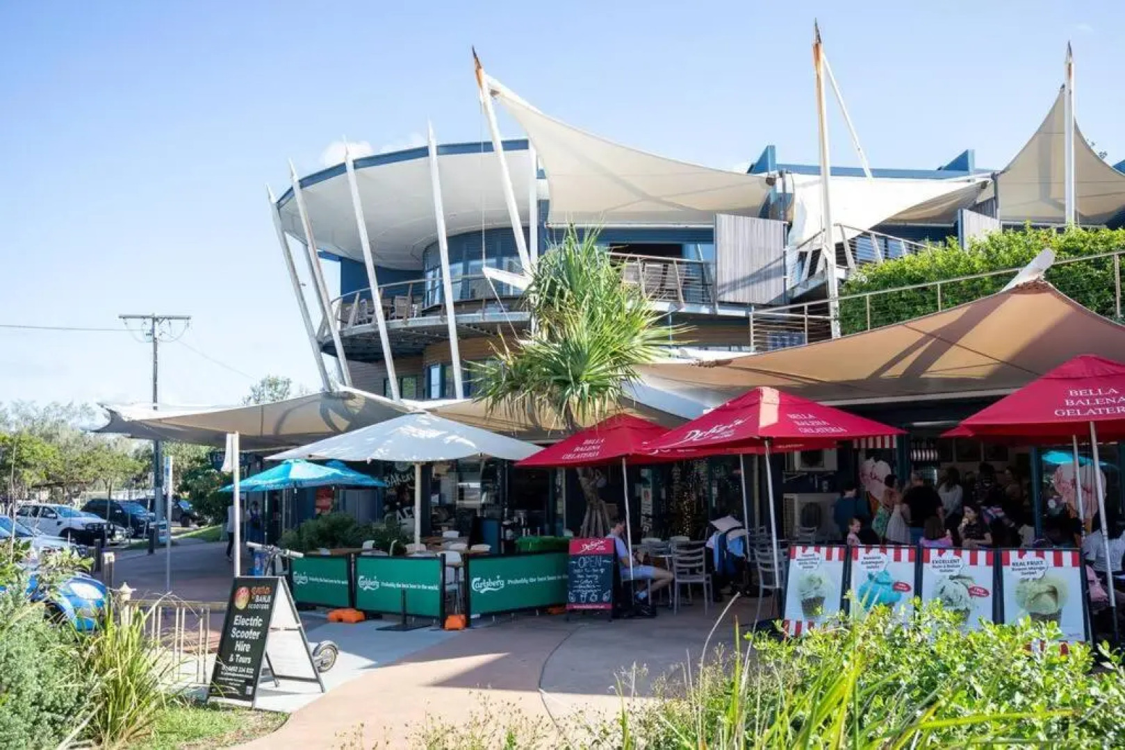 SALTWATER 1 - PENTHOUSE APARTMENT with OCEAN VIEWS