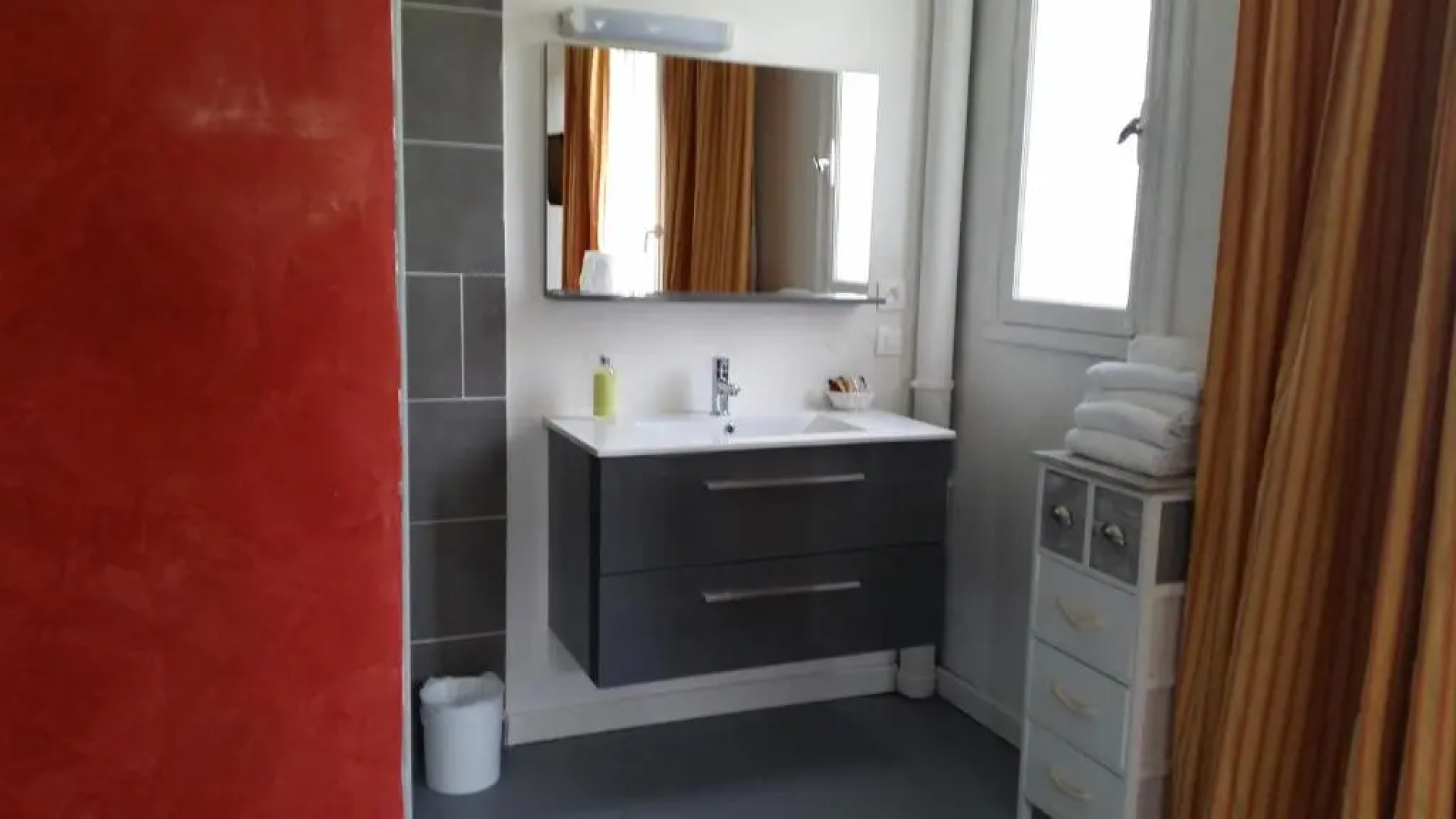 Les Aubuns Country Hôtel