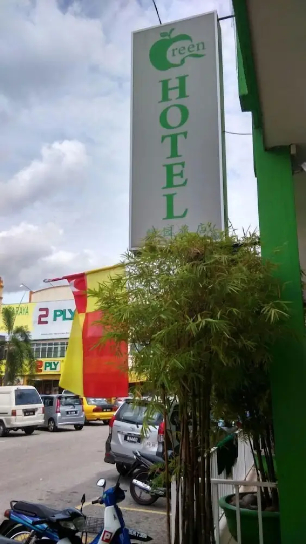 Green Hotel