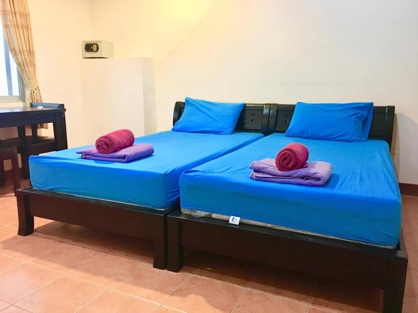 Anchana House by Zuzu