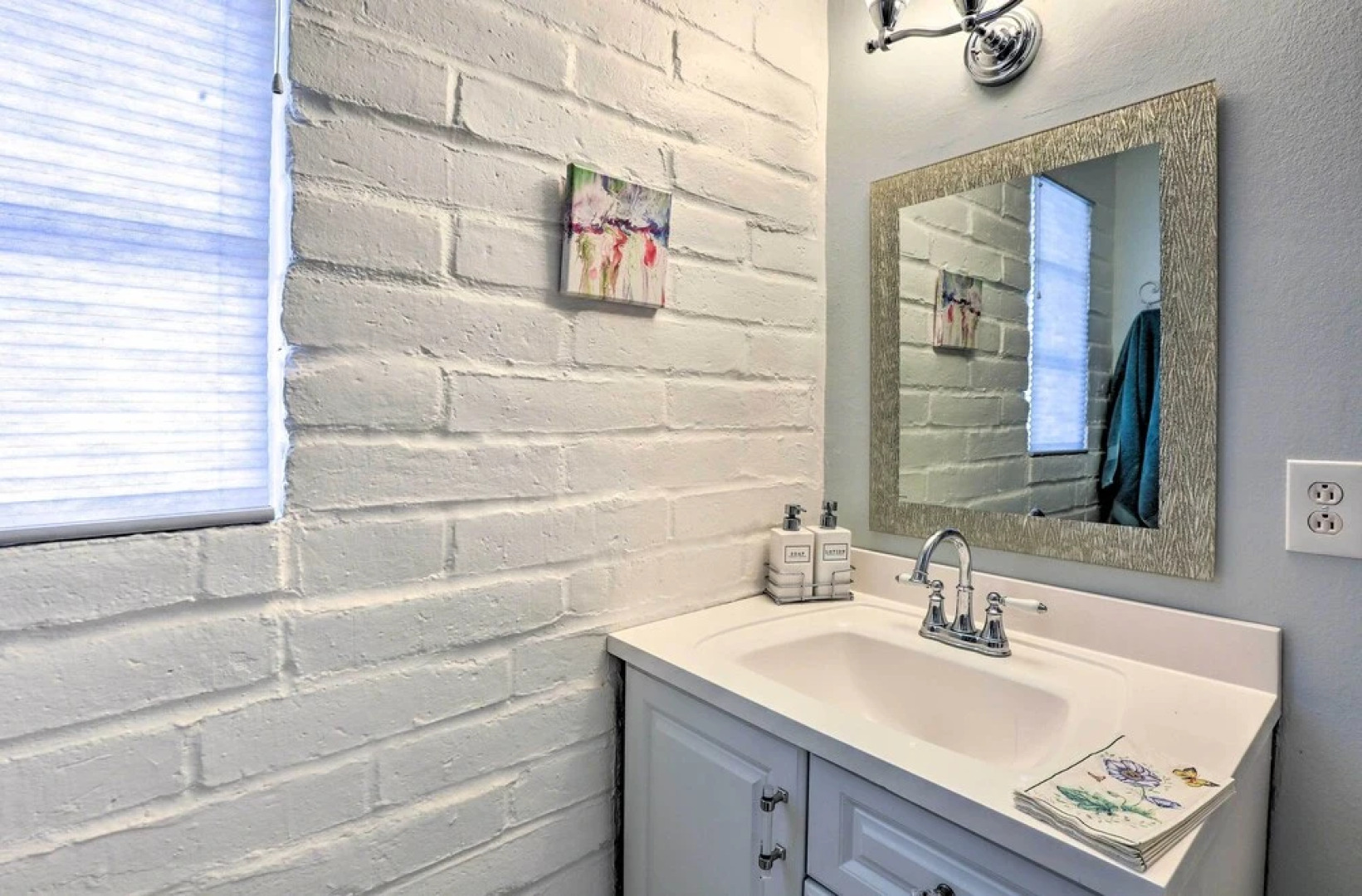 Lovely Green Valley Abode w/ Community Pool!