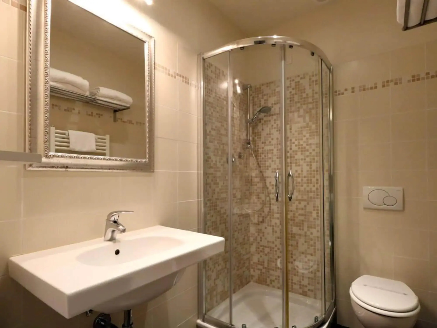 Hotel Ancora Riviera