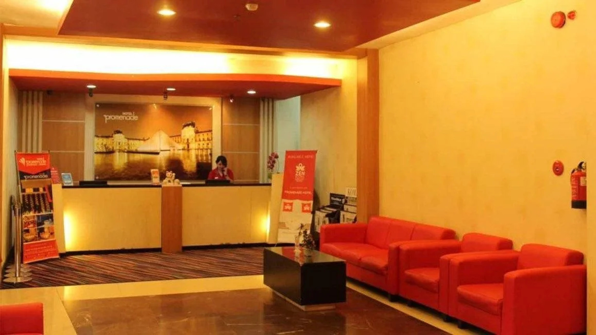 Townhouse Oak Cihampelas Near Ciwalk Formerly Promenade Hotel