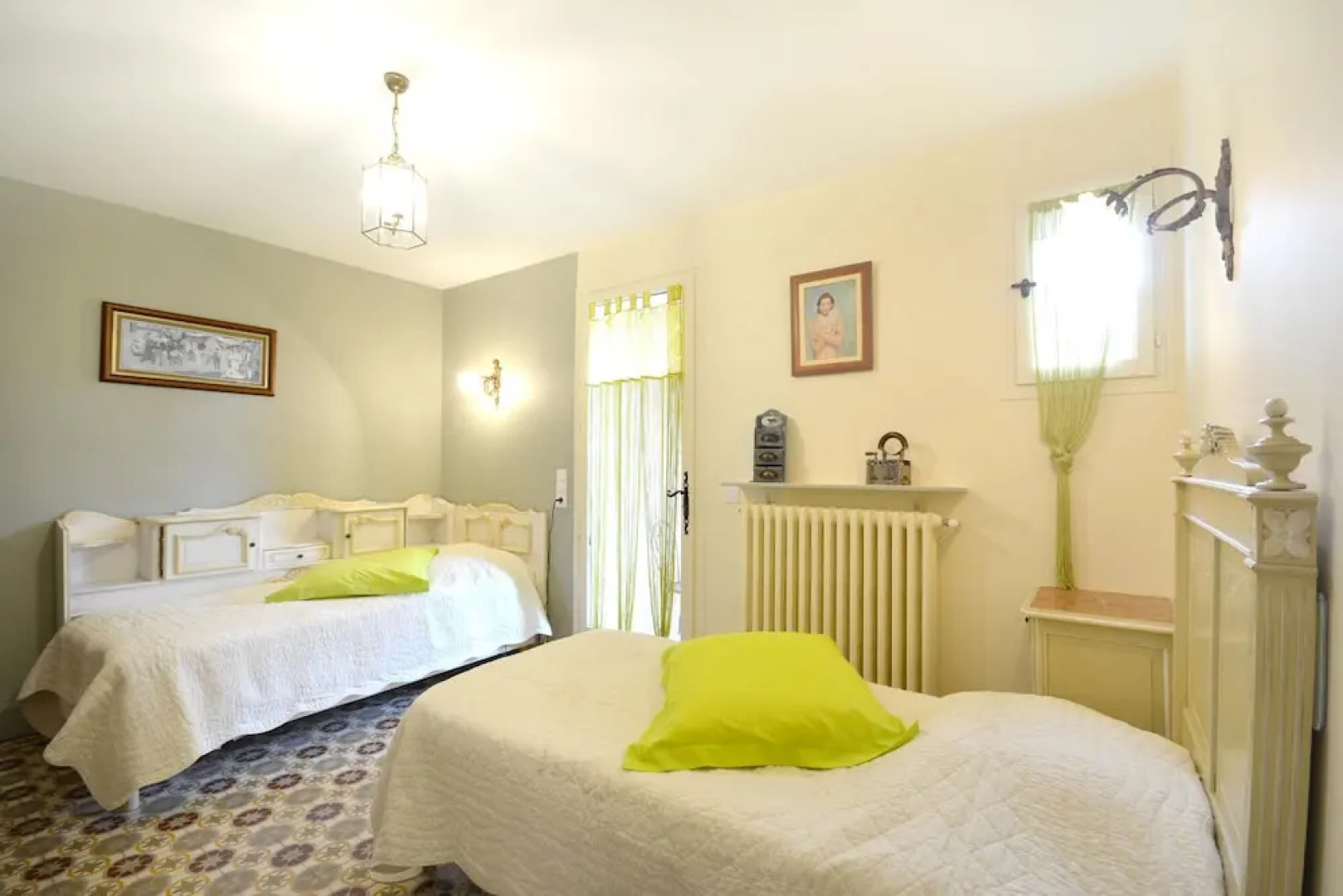 House With 2 Bedrooms In Le Thor With Furnished Garden And Wifi