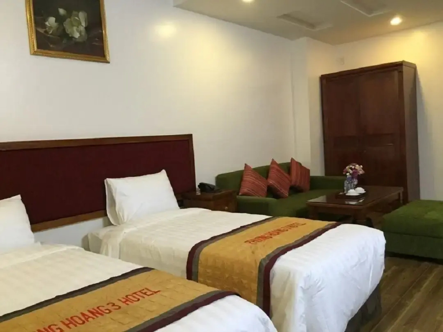 Phoenix 3 International Hotel