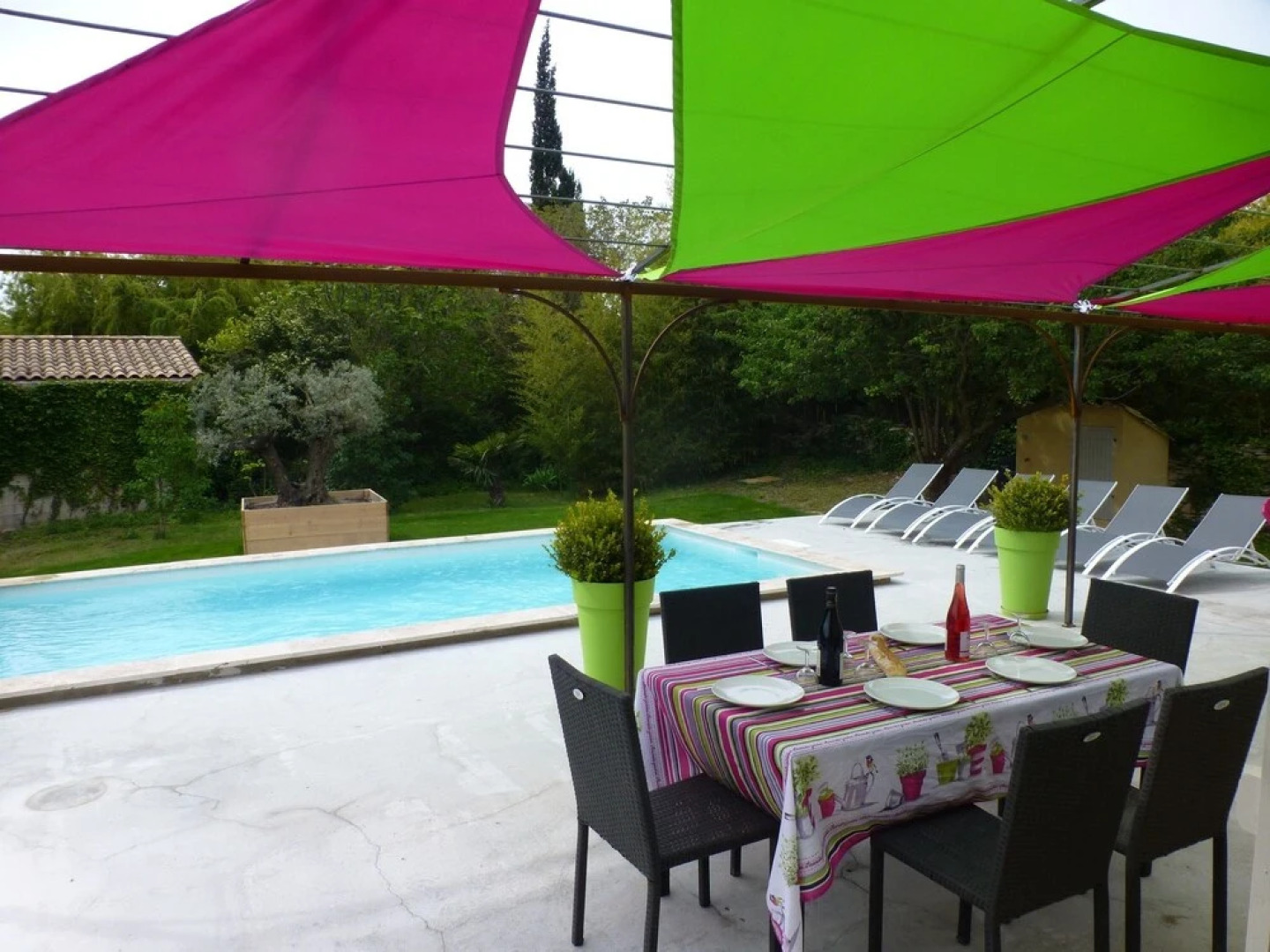 Villa With 3 Bedrooms in Lirac, With Private Pool, Enclosed Garden and