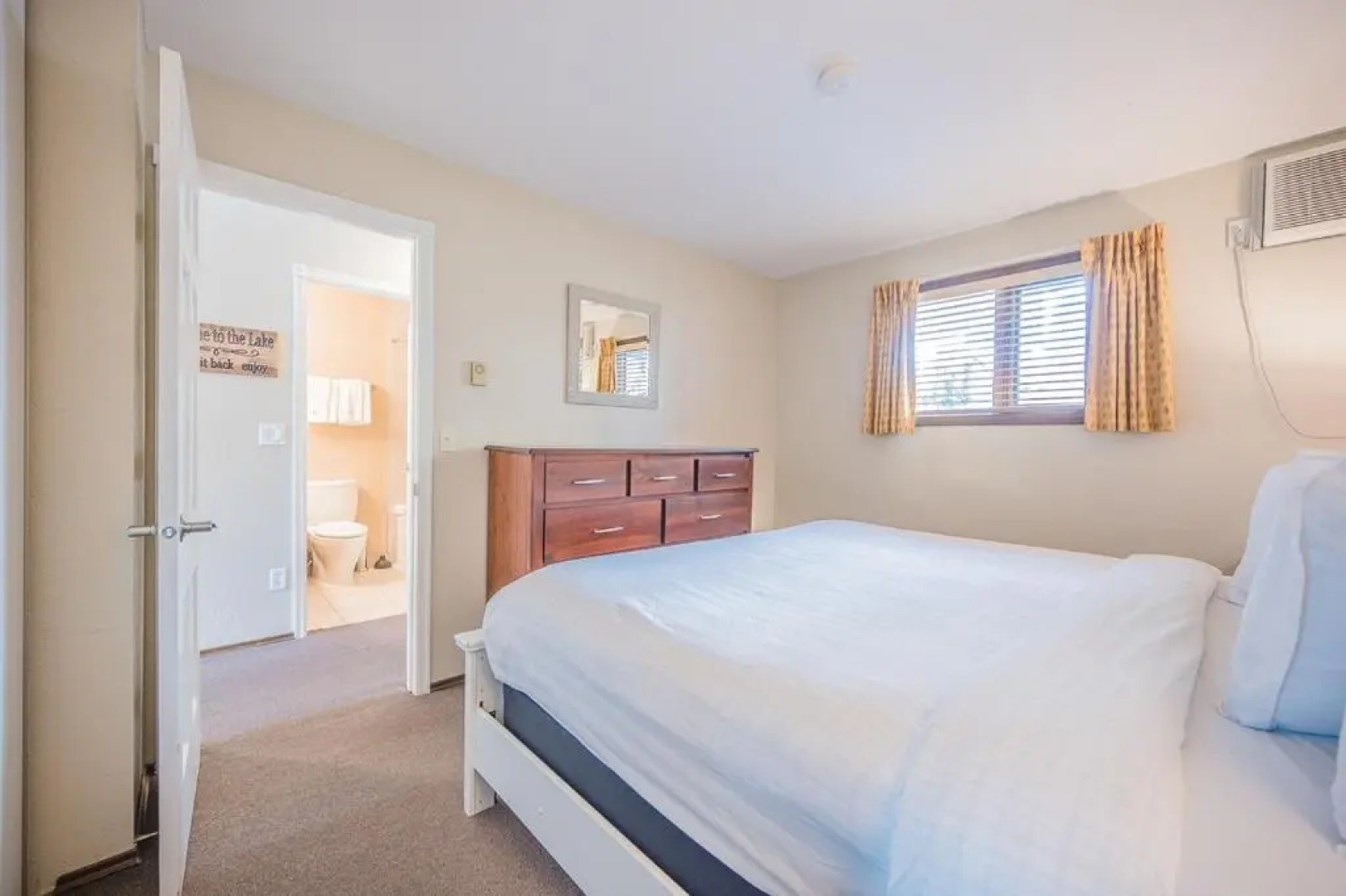 Lake Okanagan Resort