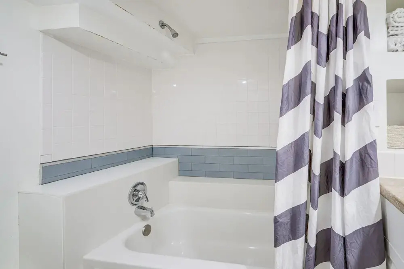 DC Apartment: 2 Mi to National Mall!