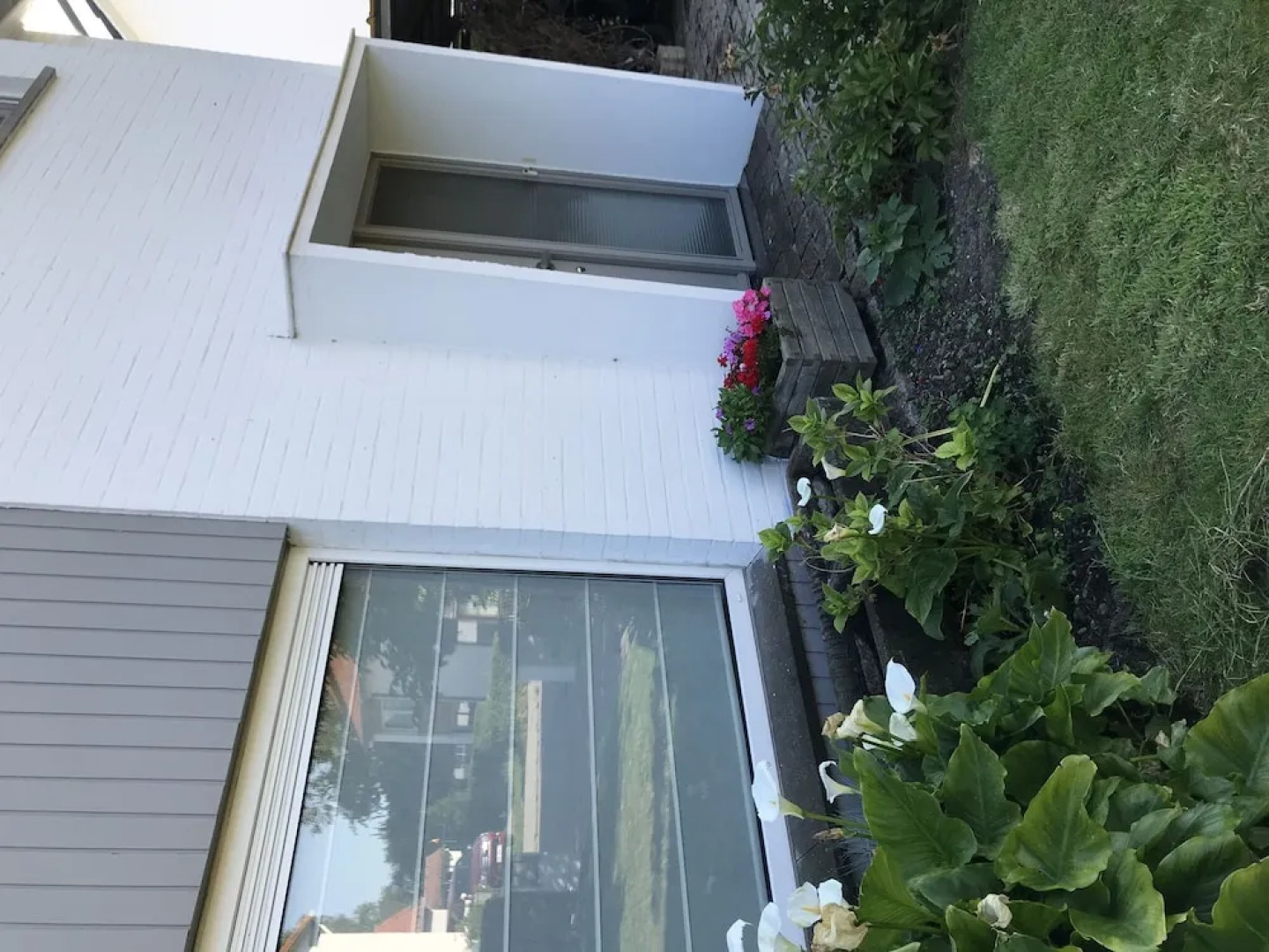 Secluded Holiday Home in Oostende with Garden