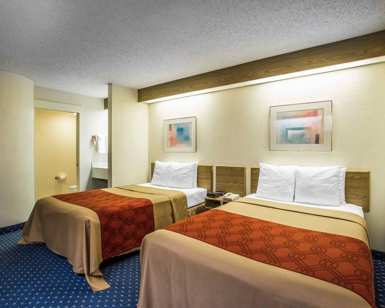 Econo Lodge Denver International Airport