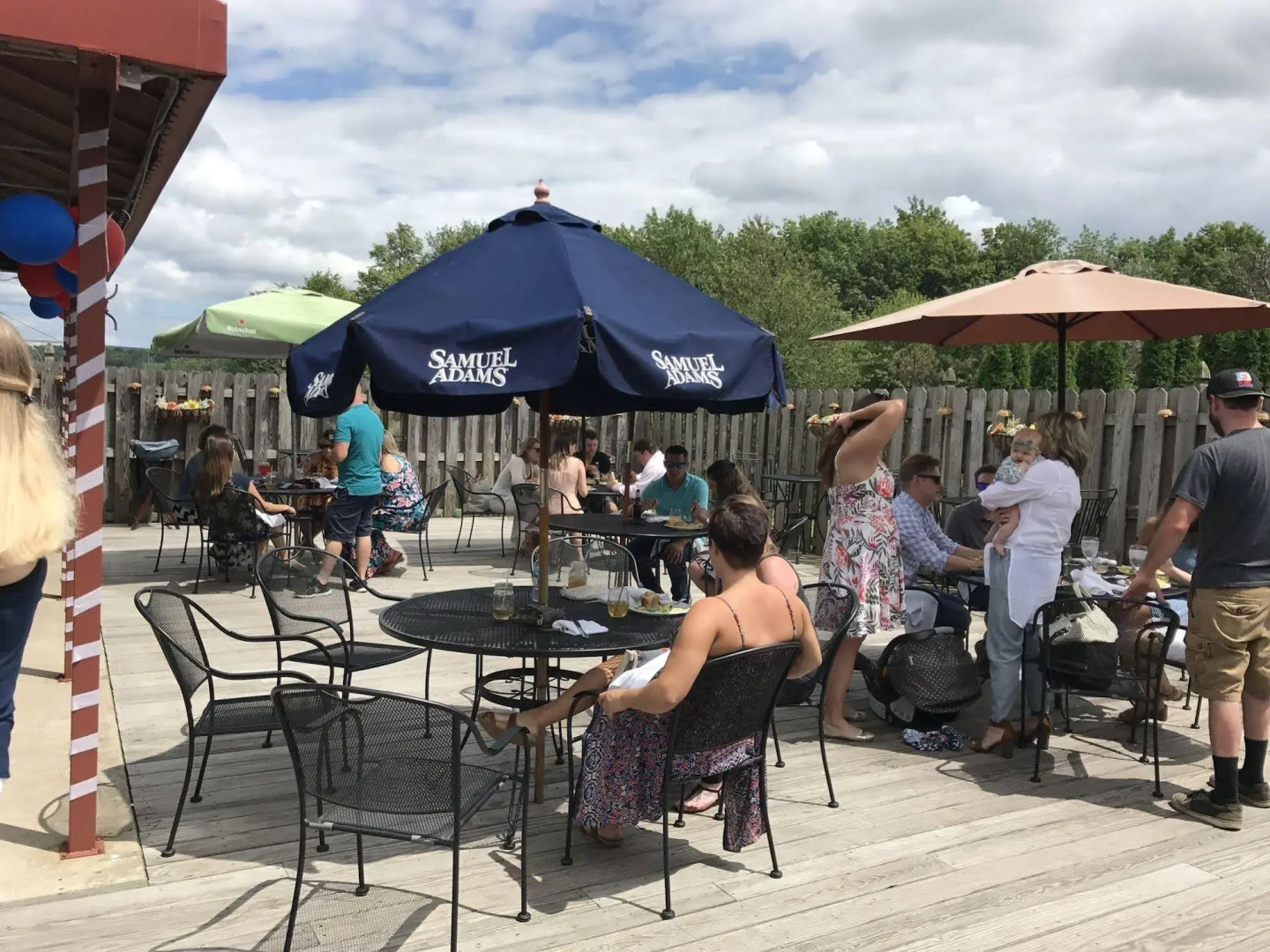 Camelot Restaurant & Inn