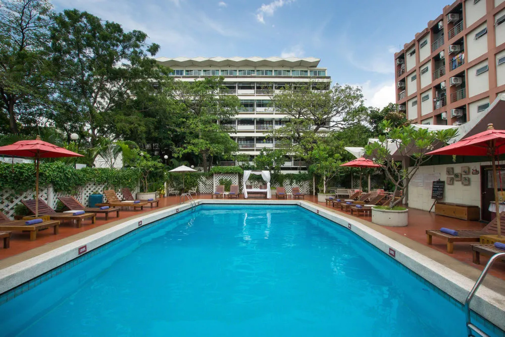 Nomads De Moc, Bangkok