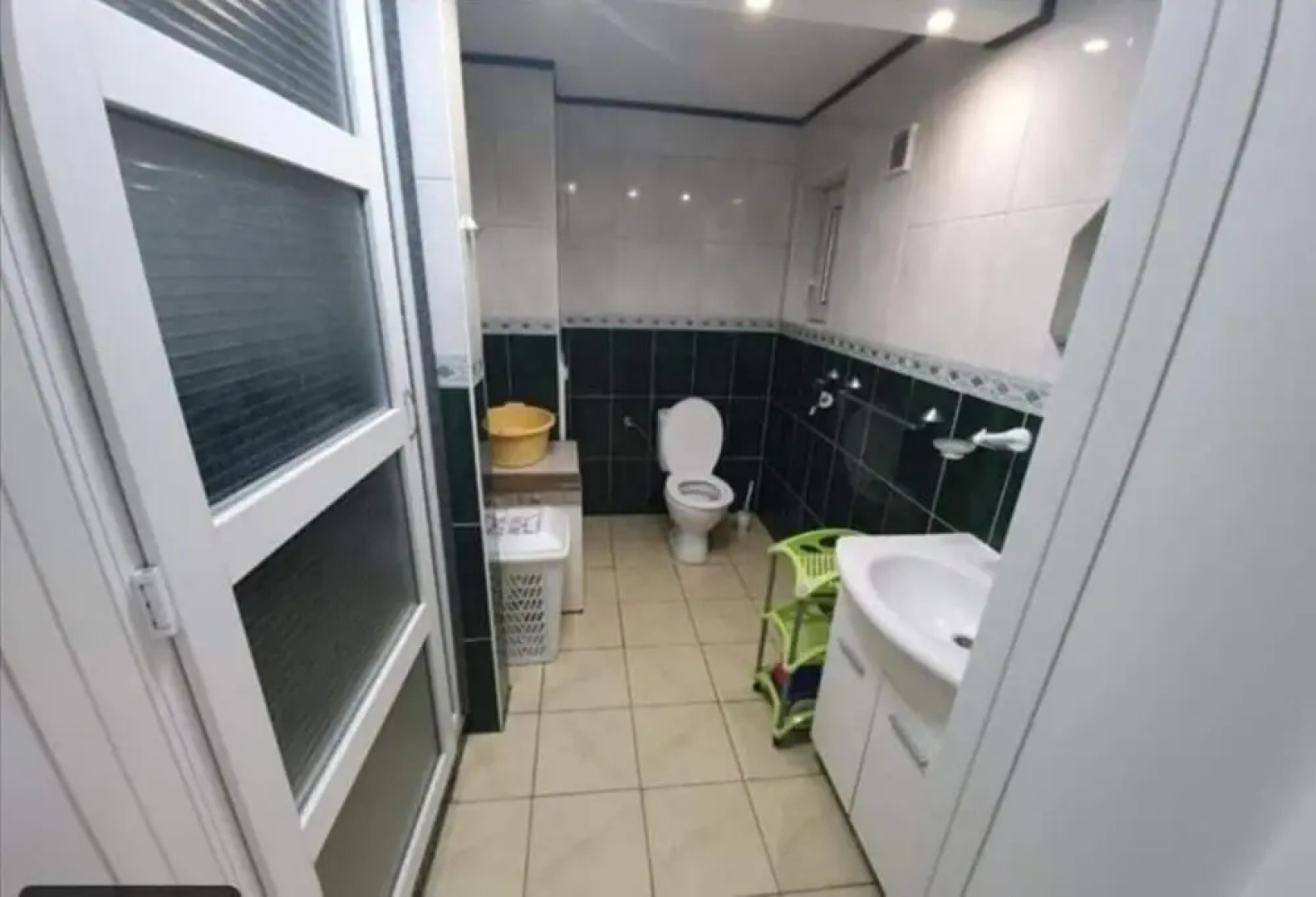 Robi - 100 Meters to the Beach - A2