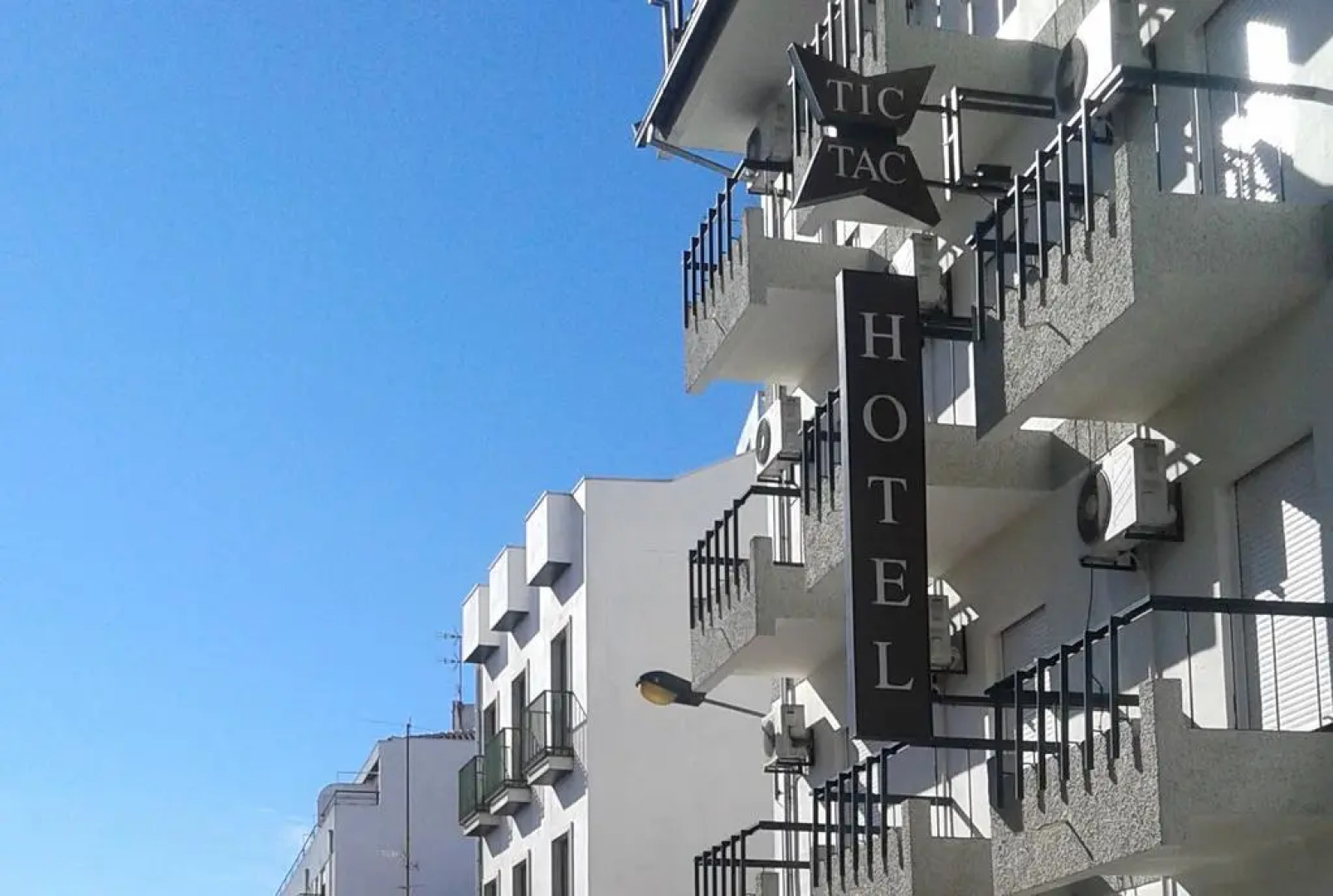 Hotel Tic Tac